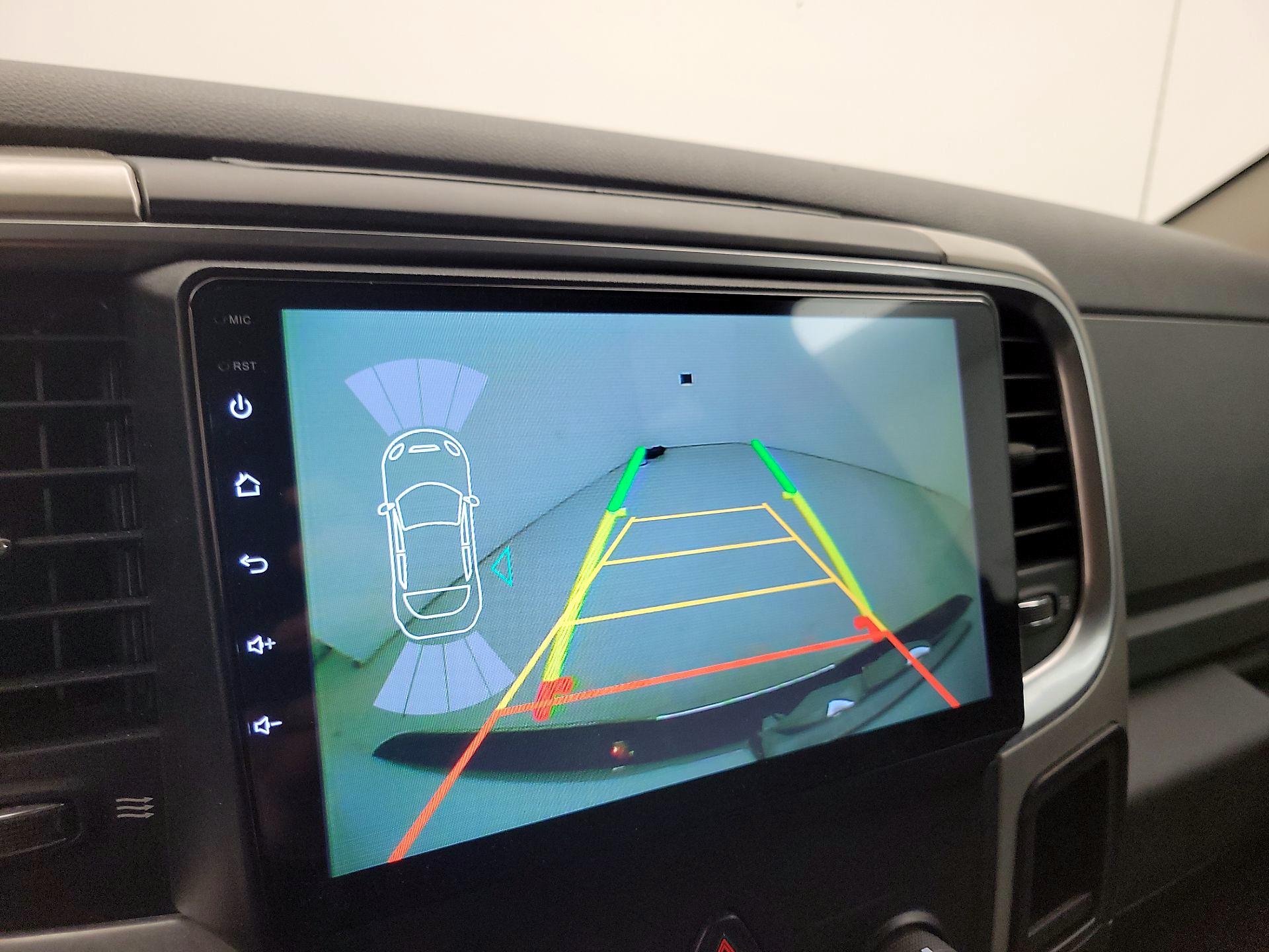 Thumbnail: 2020 RAM 1500 Classic - 14