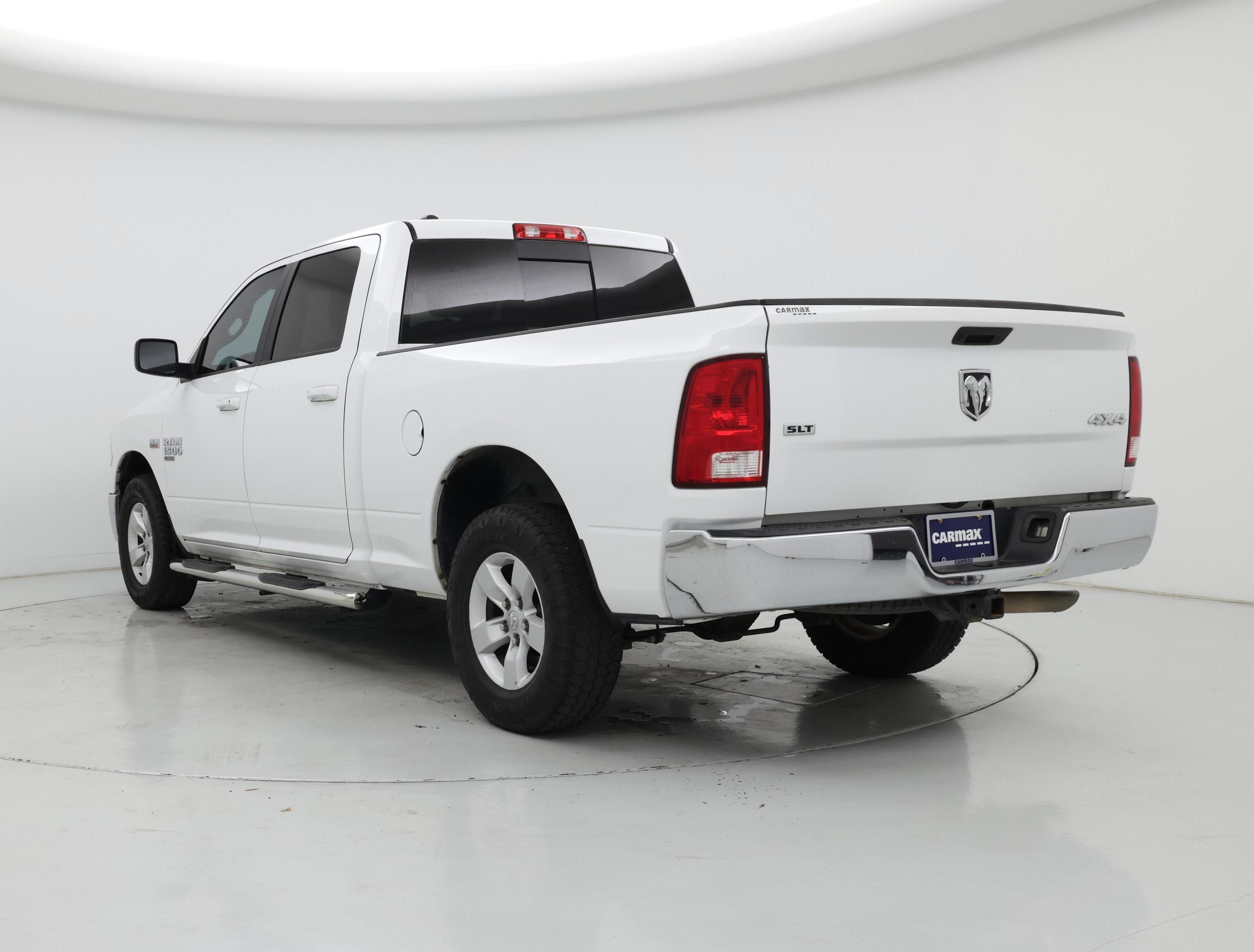 Thumbnail: 2020 RAM 1500 Classic - 2