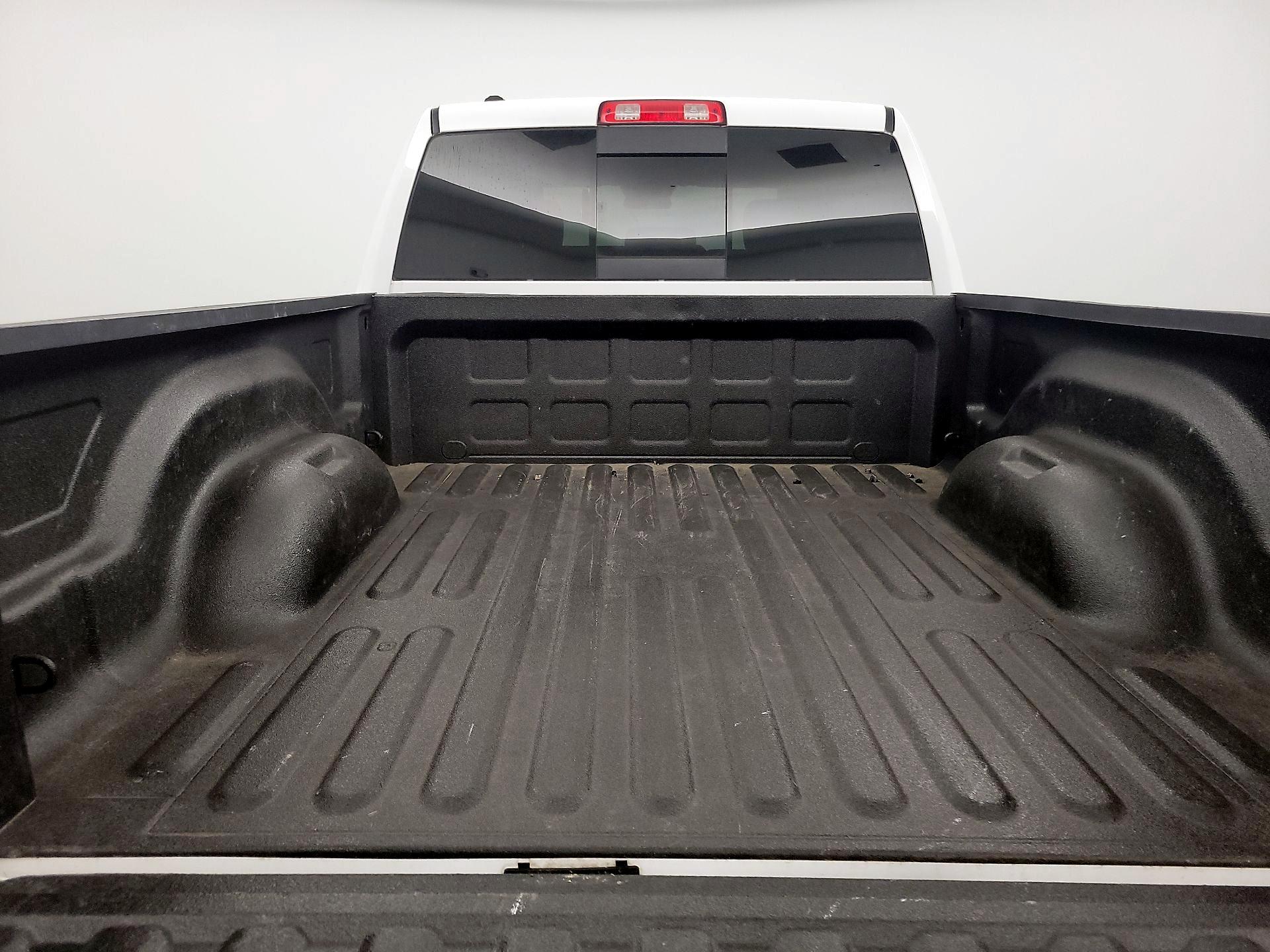 Thumbnail: 2020 RAM 1500 Classic - 20