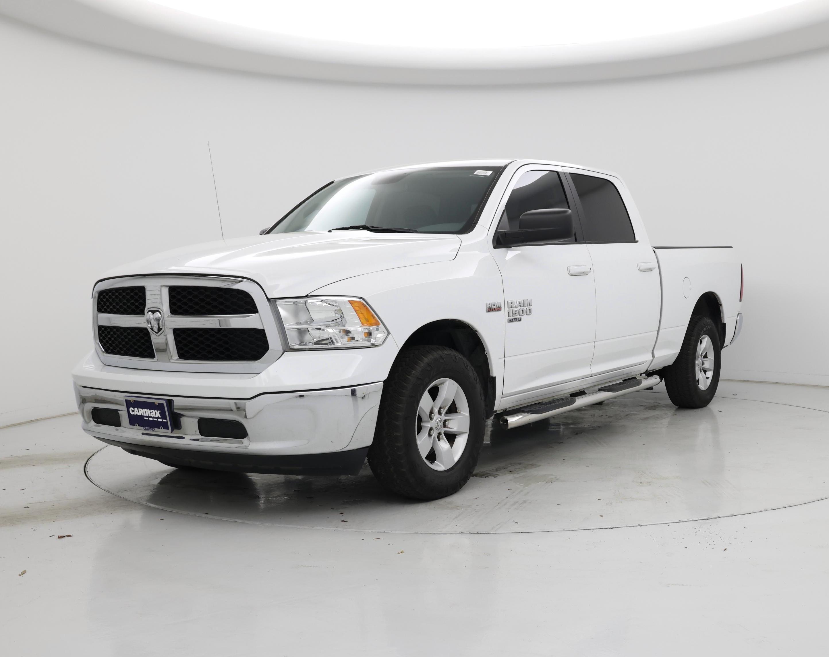 Thumbnail: 2020 RAM 1500 Classic - 4