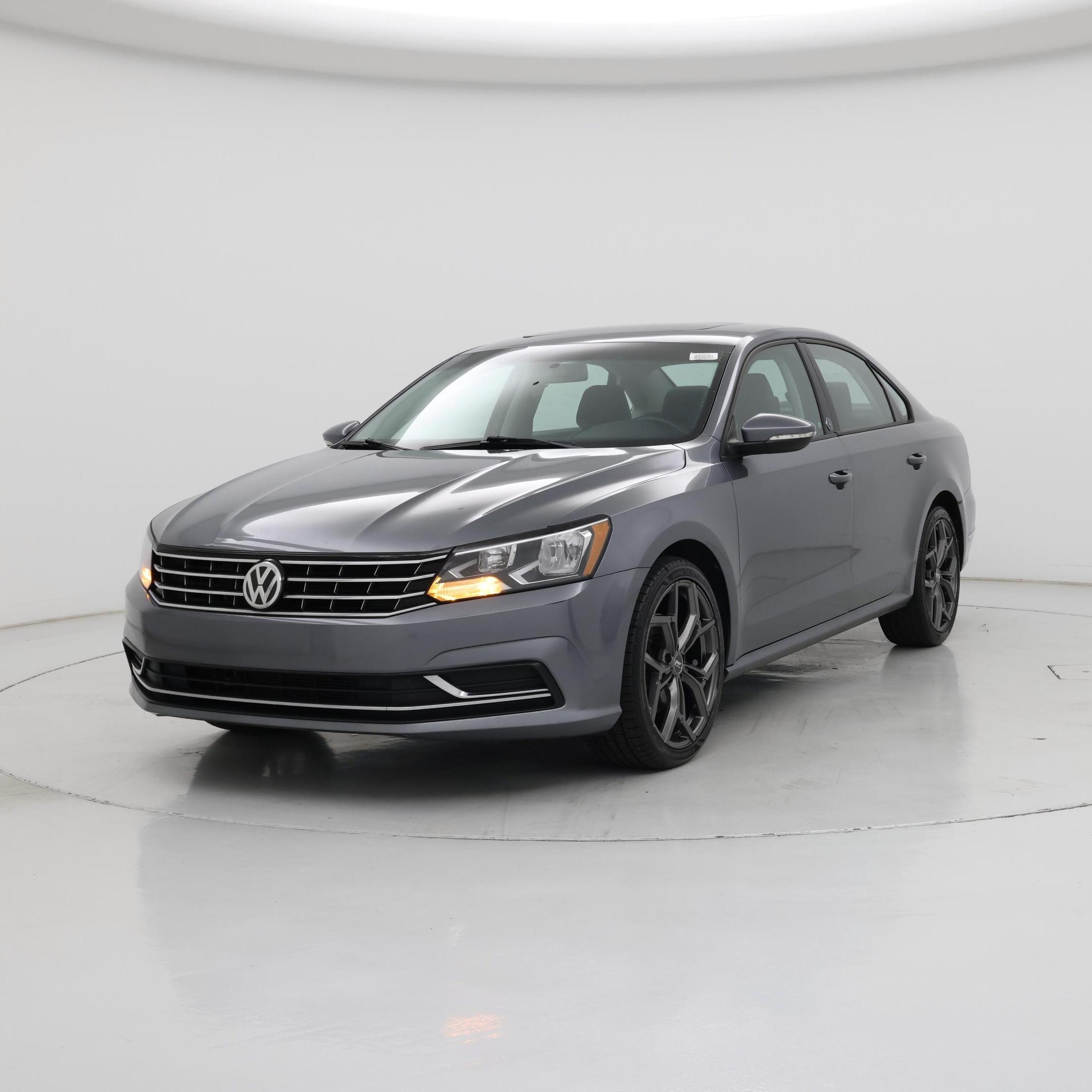 Thumbnail: 2019 Volkswagen Passat - 4