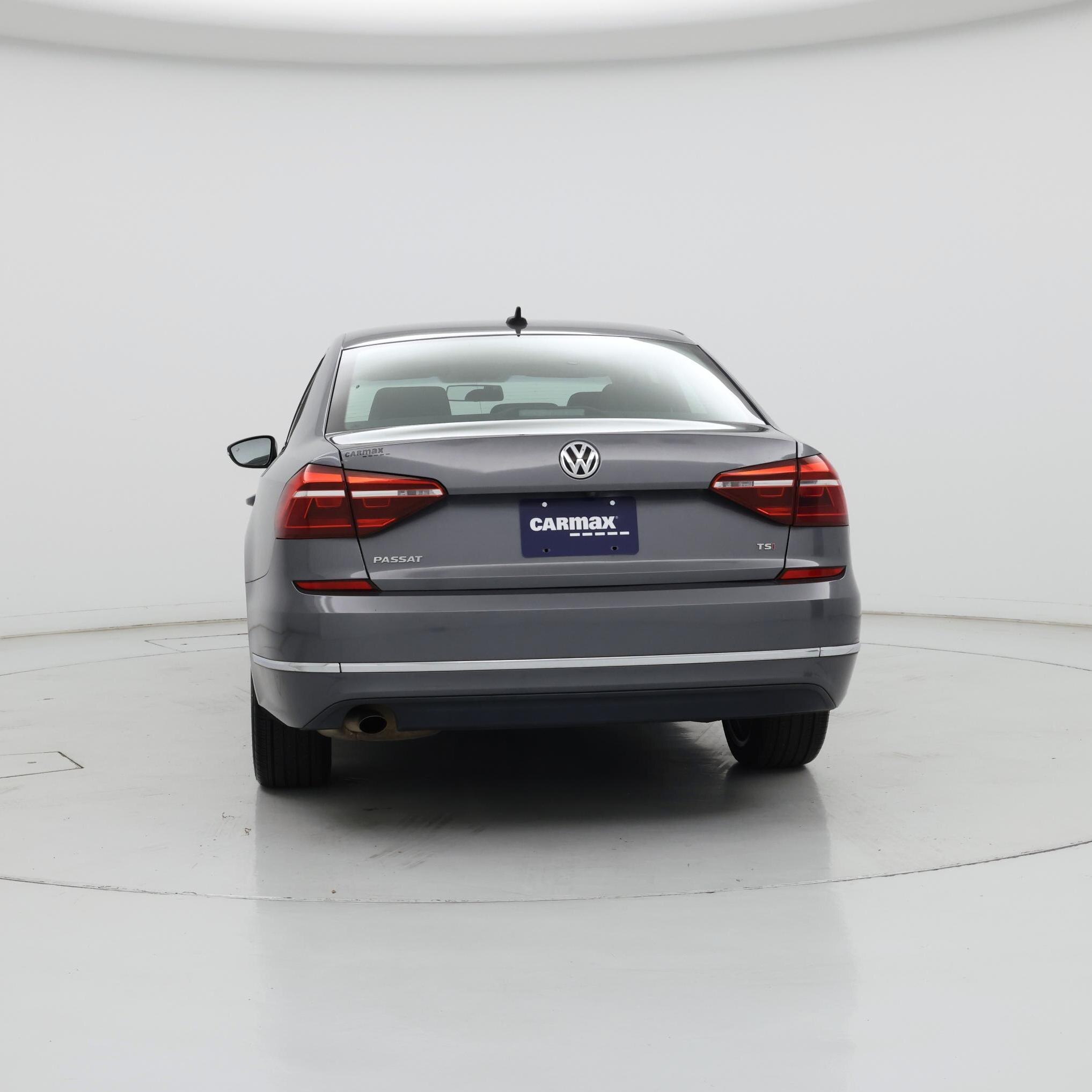 Thumbnail: 2019 Volkswagen Passat - 6