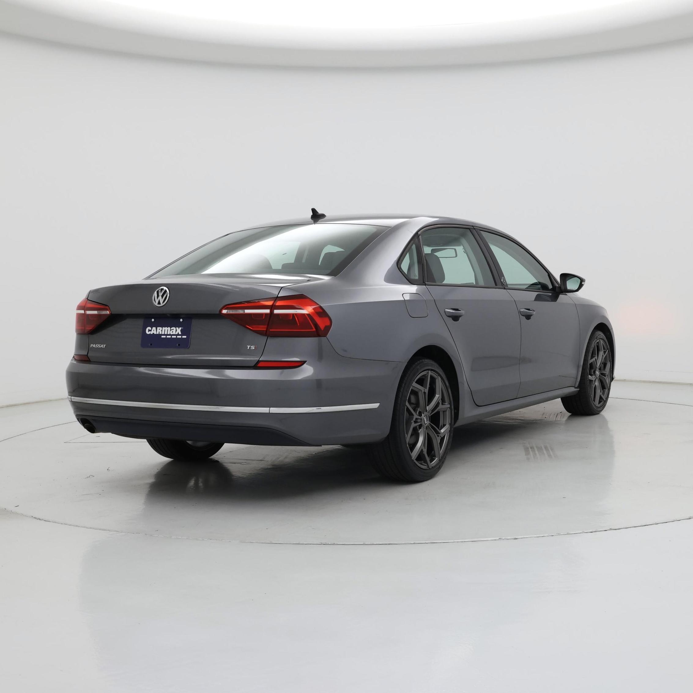 Thumbnail: 2019 Volkswagen Passat - 8