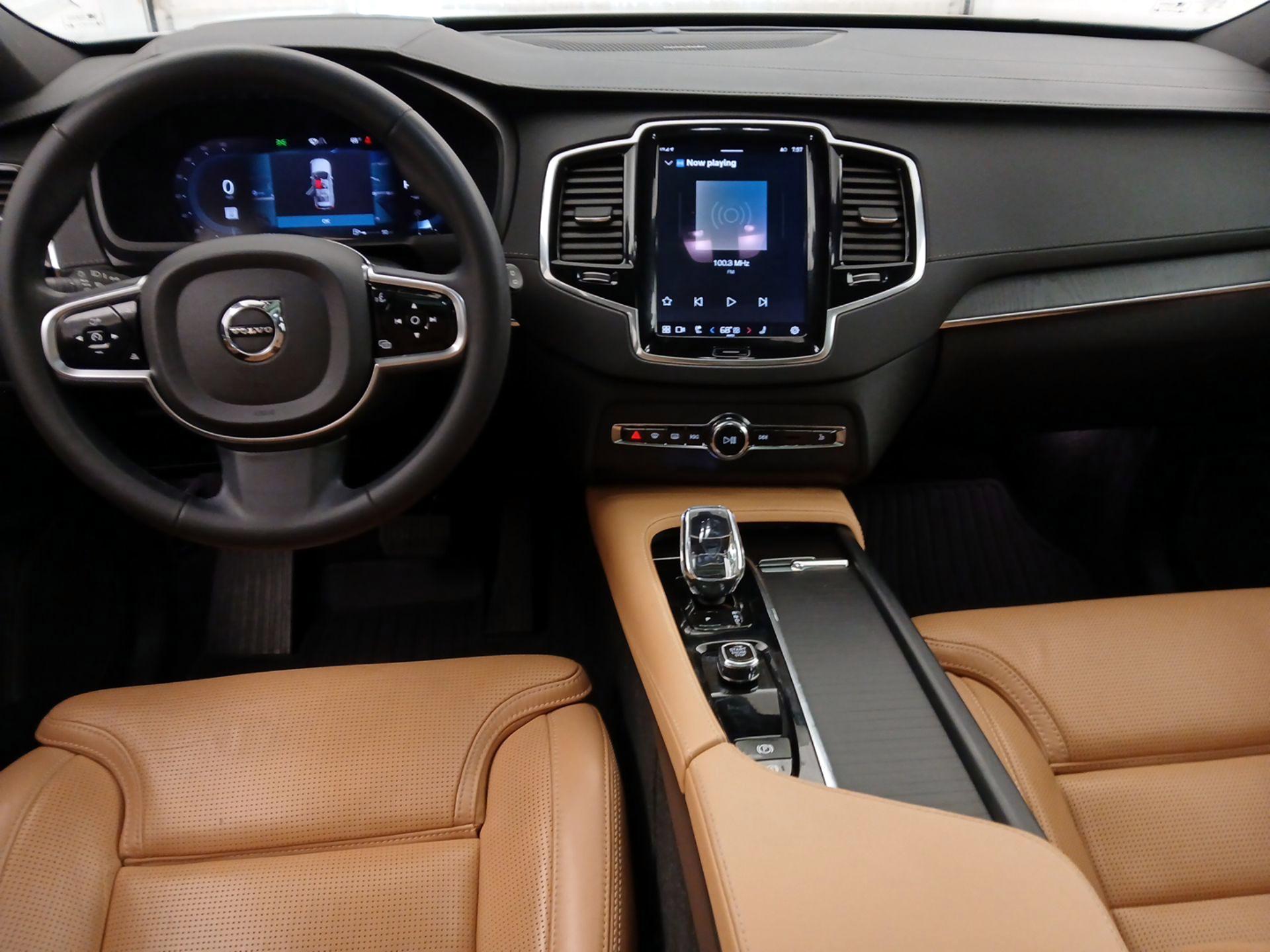 Thumbnail: 2023 Volvo XC90 - 9