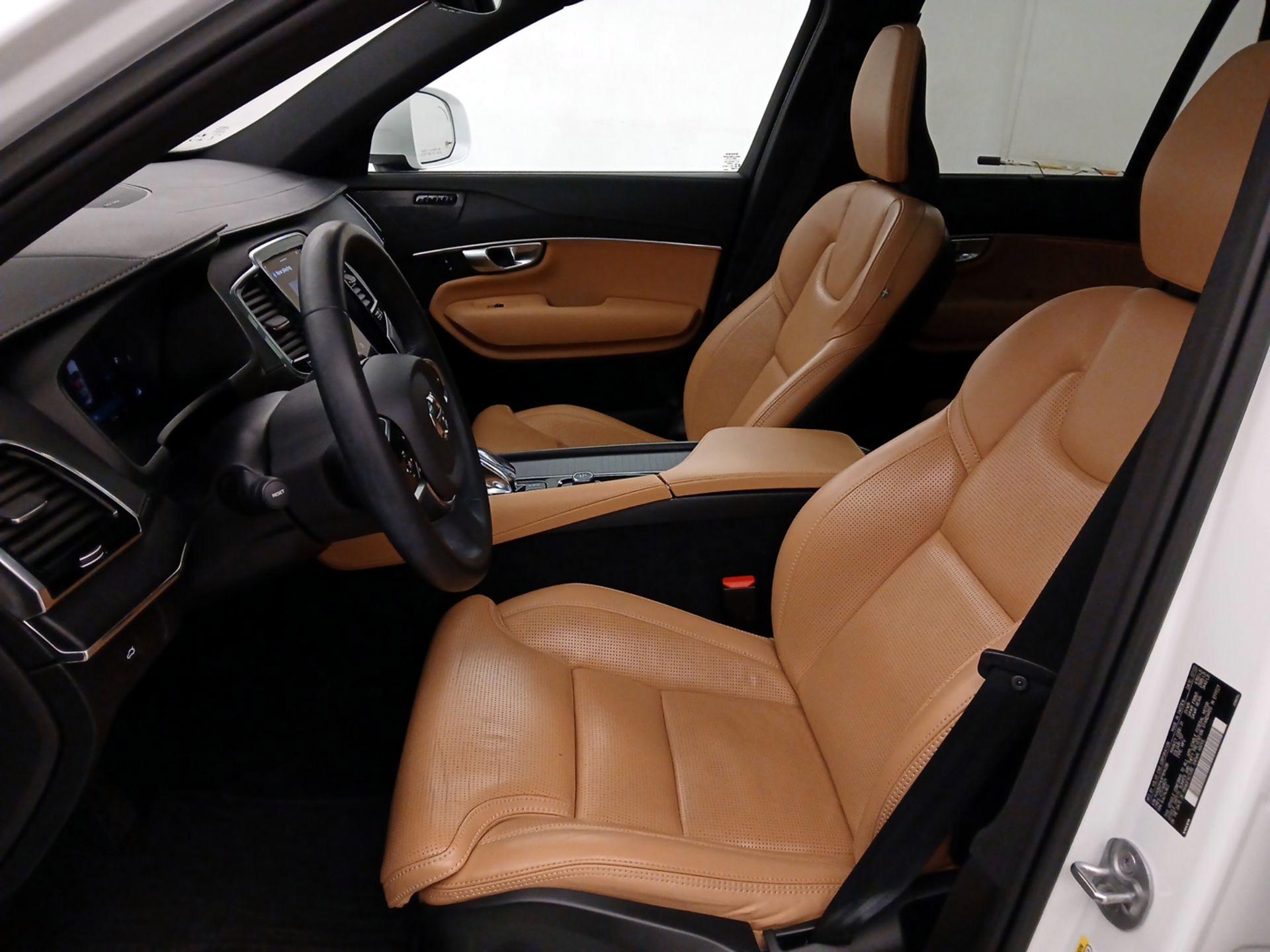 Thumbnail: 2023 Volvo XC90 - 11