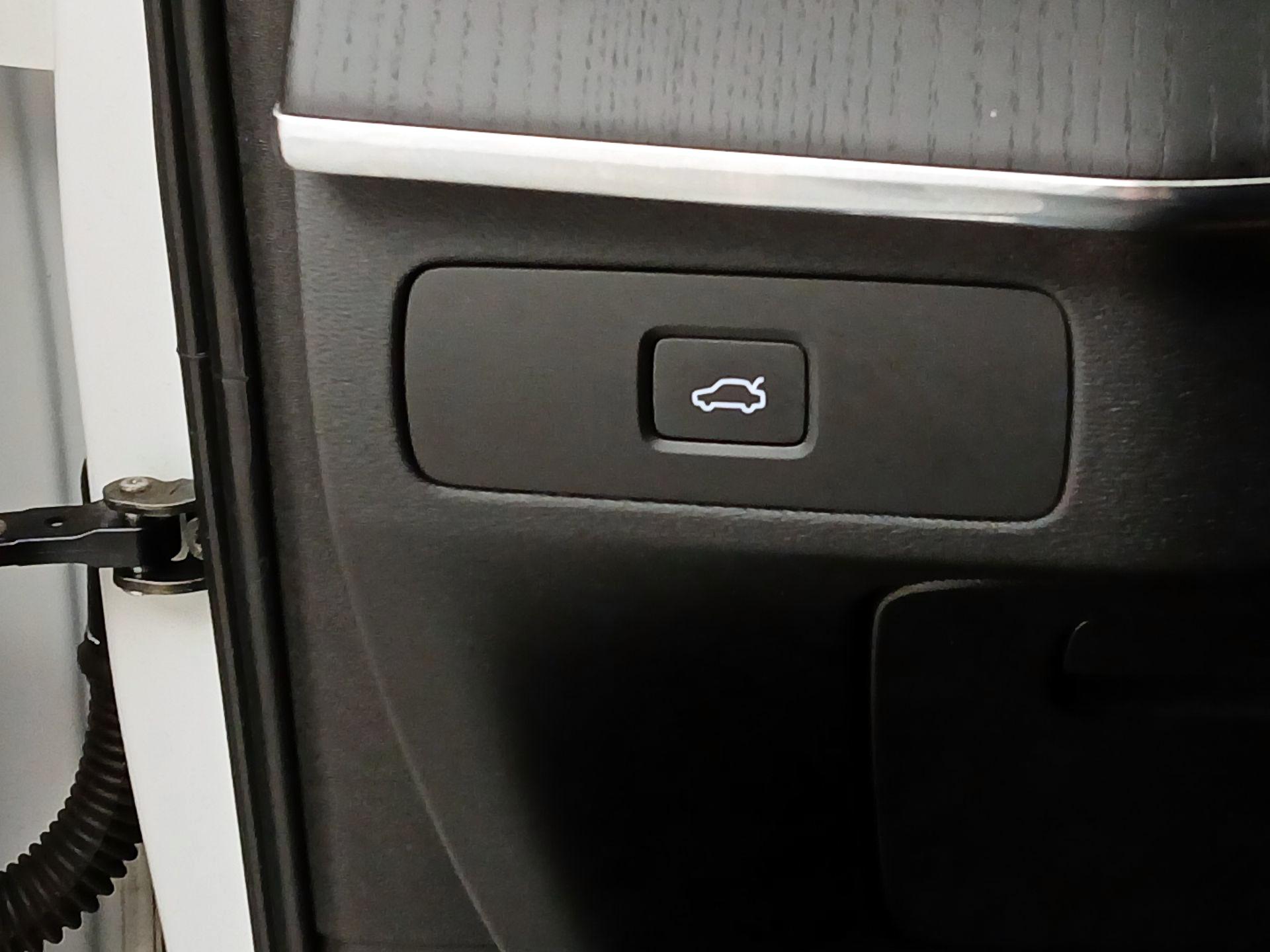 Thumbnail: 2023 Volvo XC90 - 13