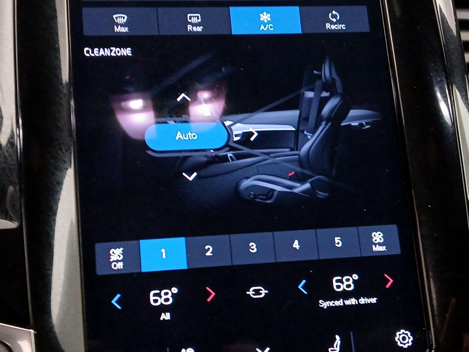 Thumbnail: 2023 Volvo XC90 - 16