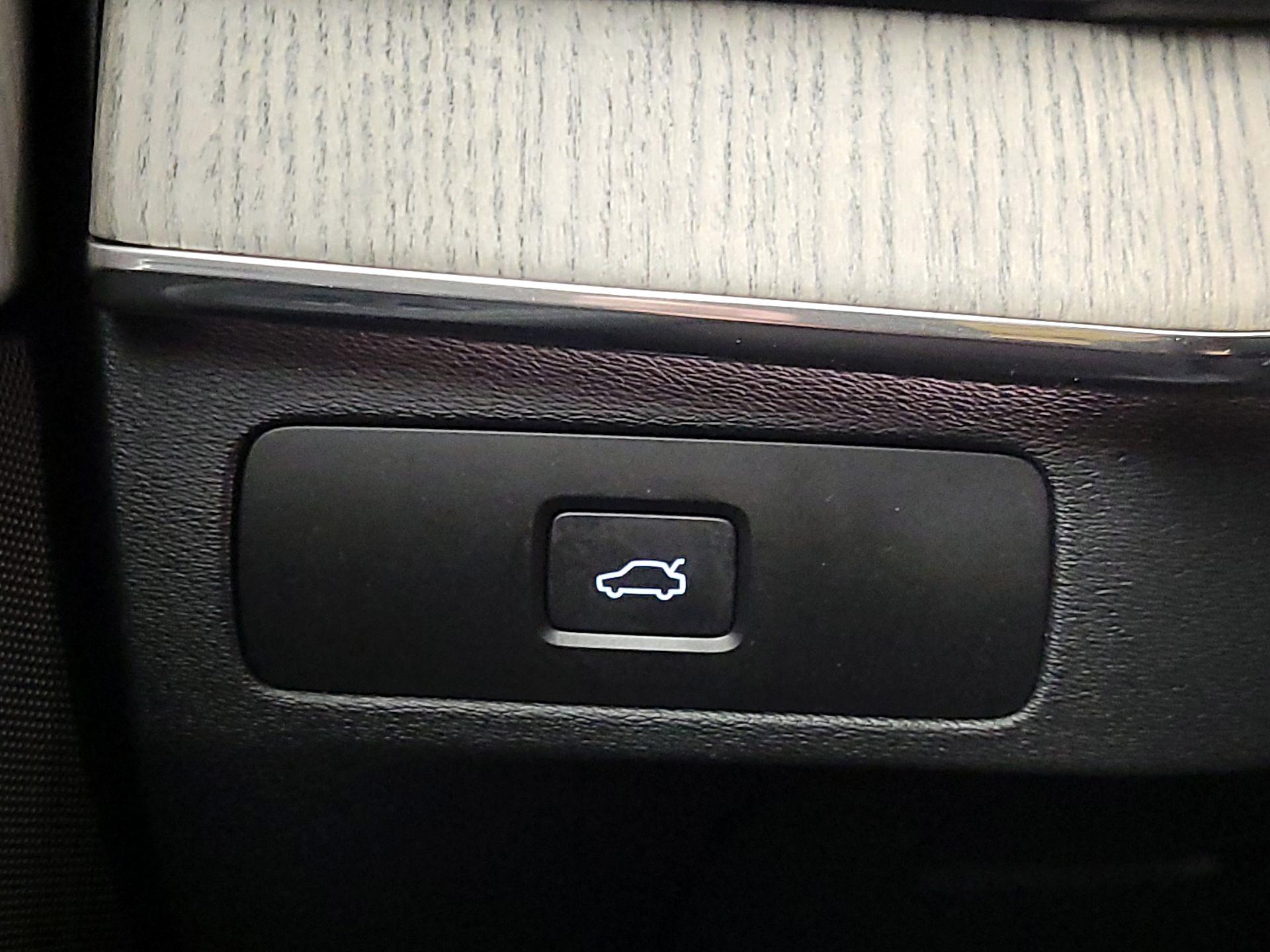 Thumbnail: 2023 Volvo XC90 - 13