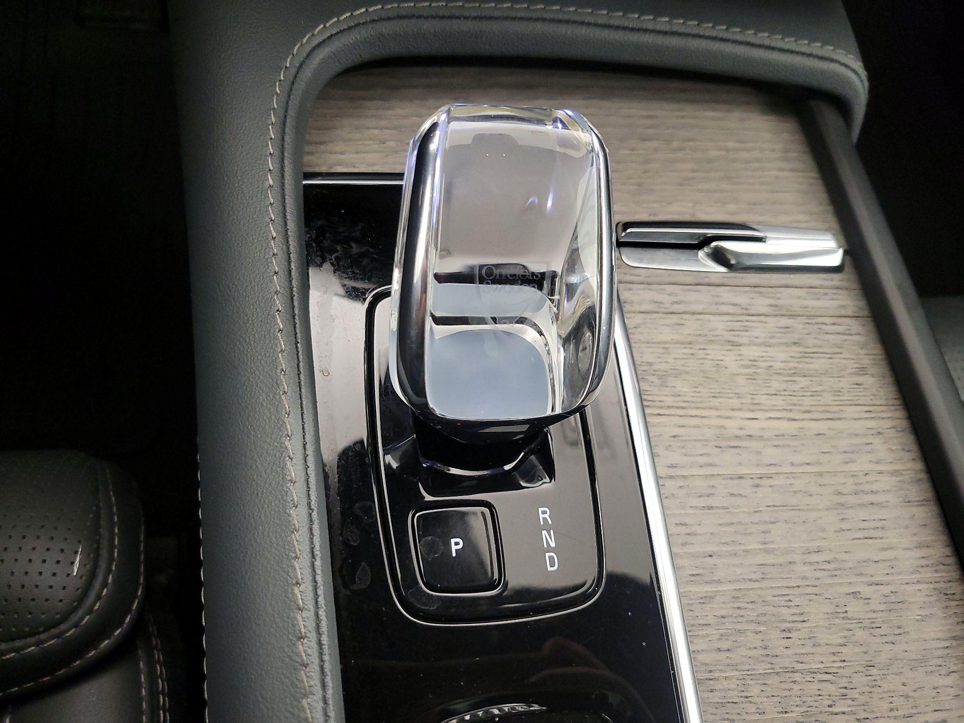 Thumbnail: 2023 Volvo XC90 - 18