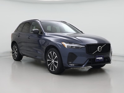 2023 Volvo XC60 B6 Ultimate Dark Theme