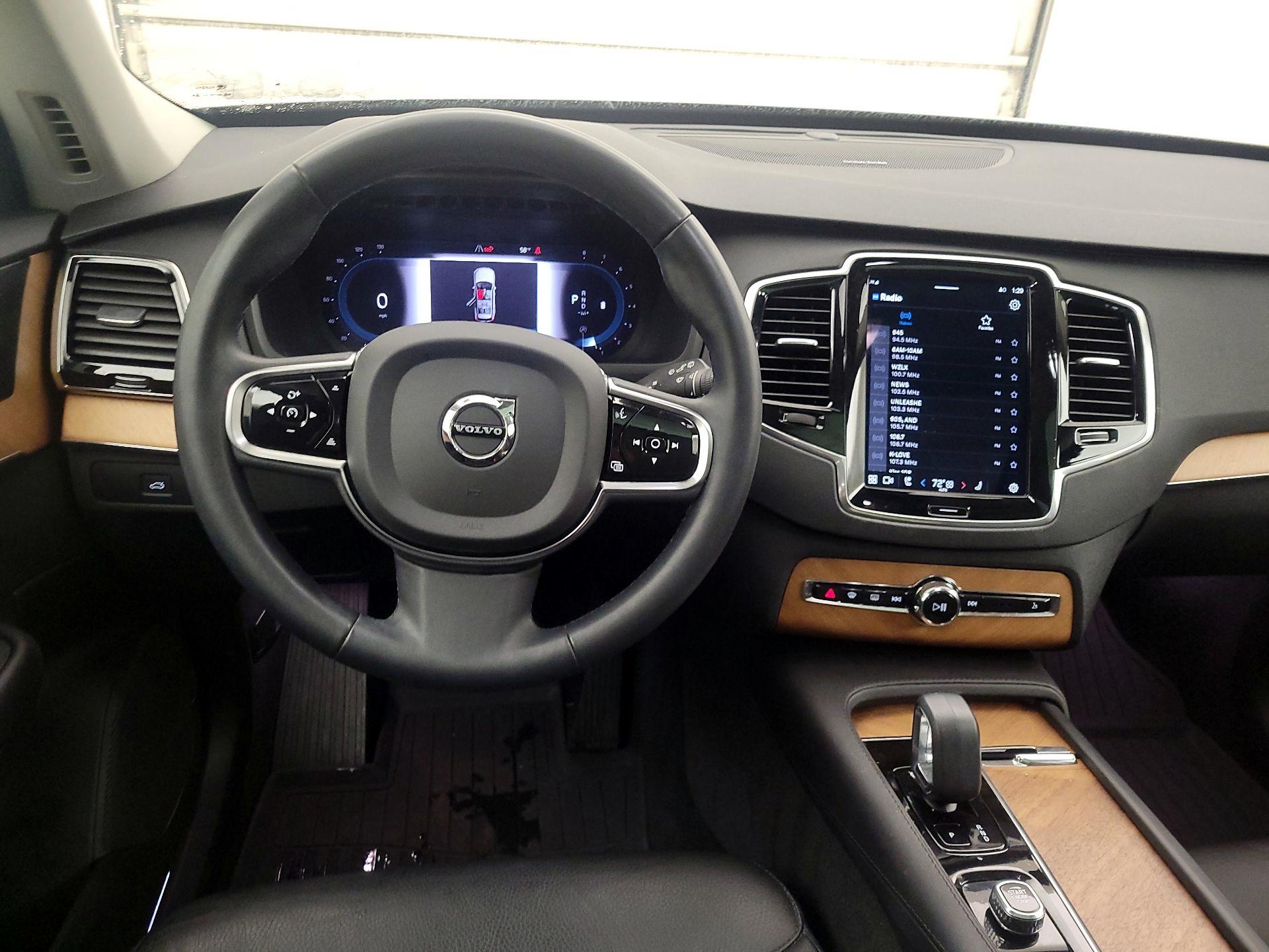 Thumbnail: 2023 Volvo XC90 - 10