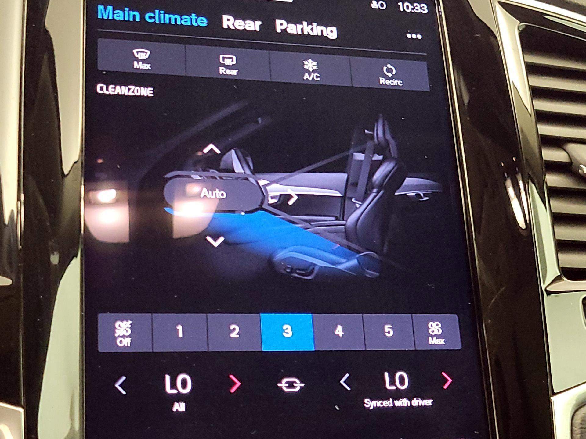 Thumbnail: 2023 Volvo XC90 - 16