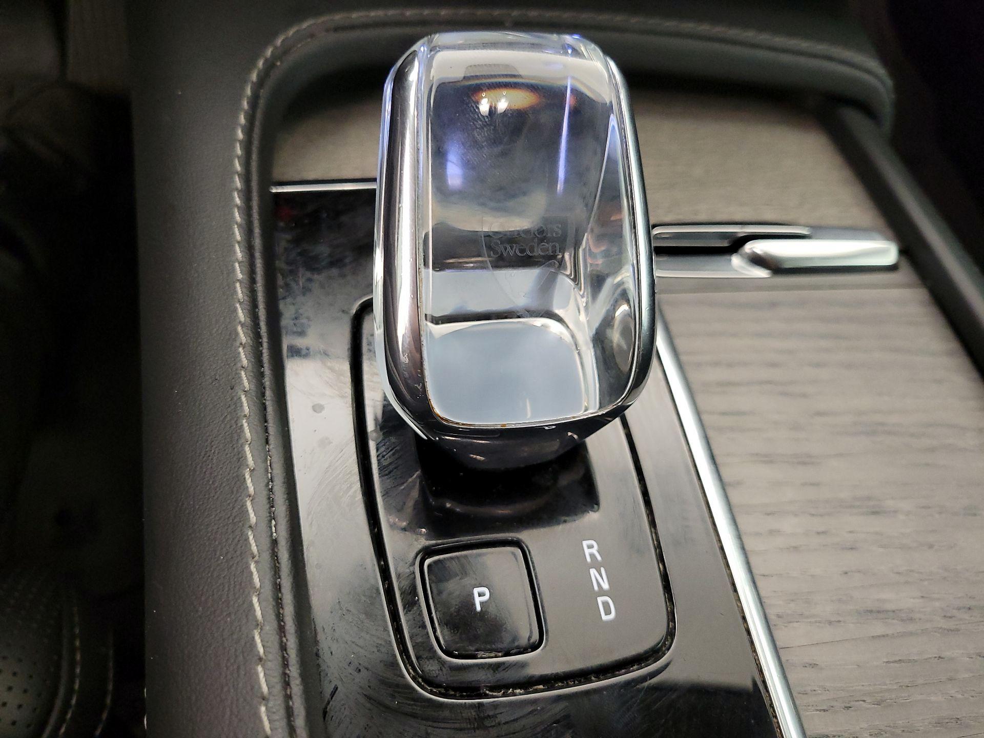 Thumbnail: 2023 Volvo XC90 - 17