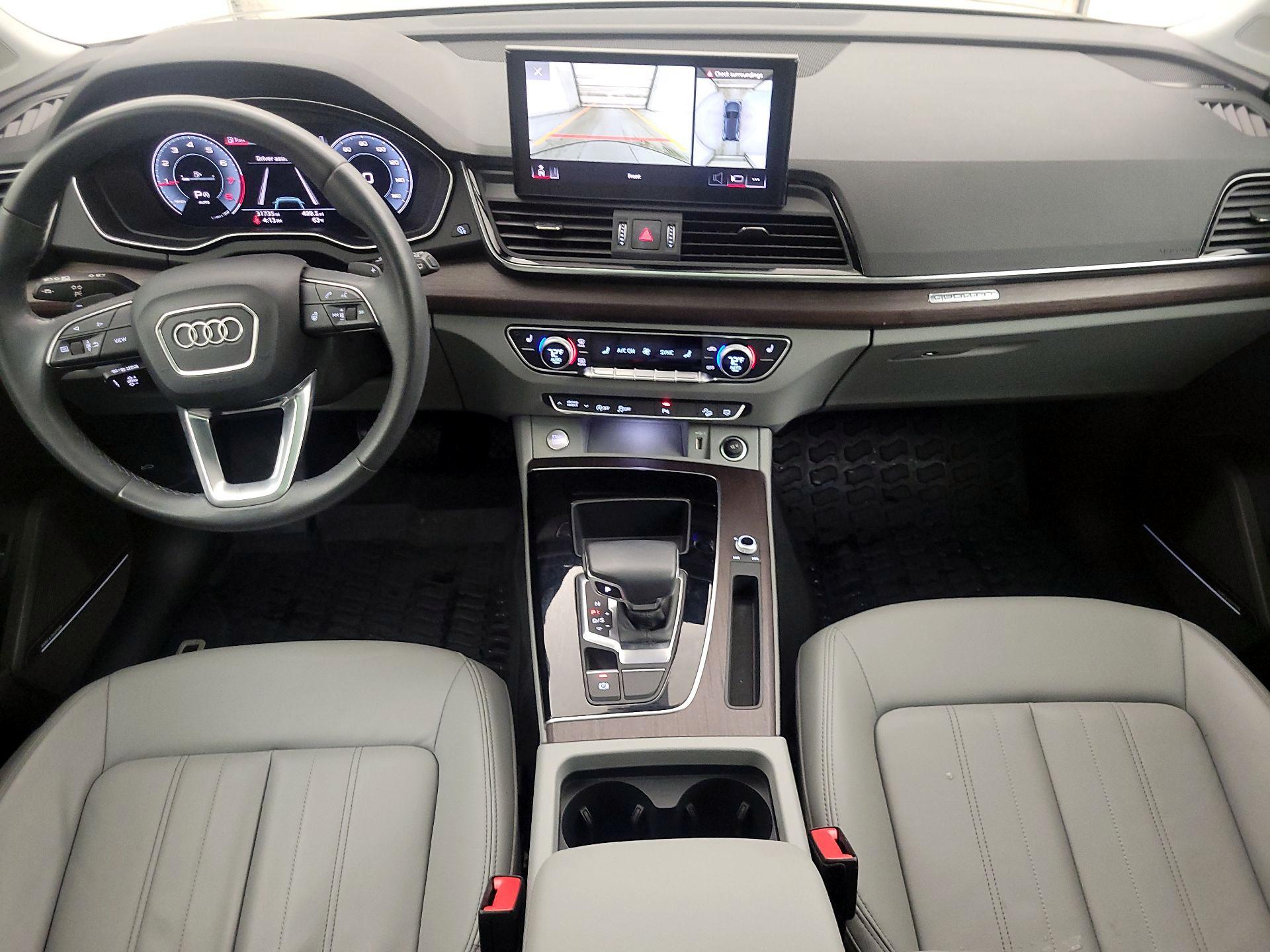 Thumbnail: 2023 Audi Q5 - 9