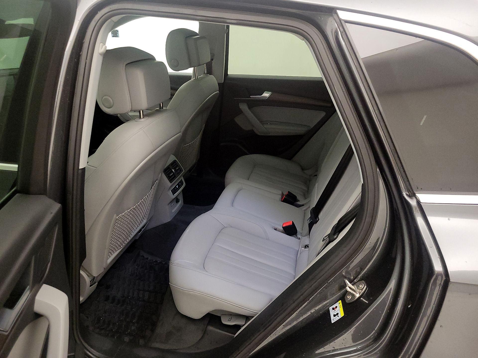 Thumbnail: 2023 Audi Q5 - 20