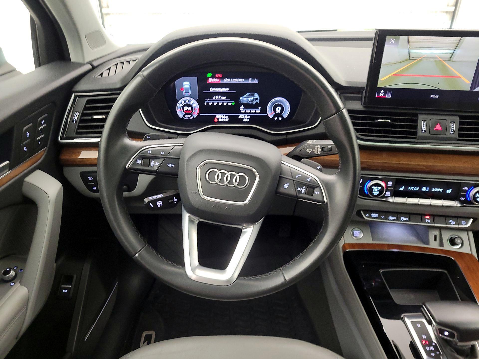 Thumbnail: 2023 Audi Q5 - 10