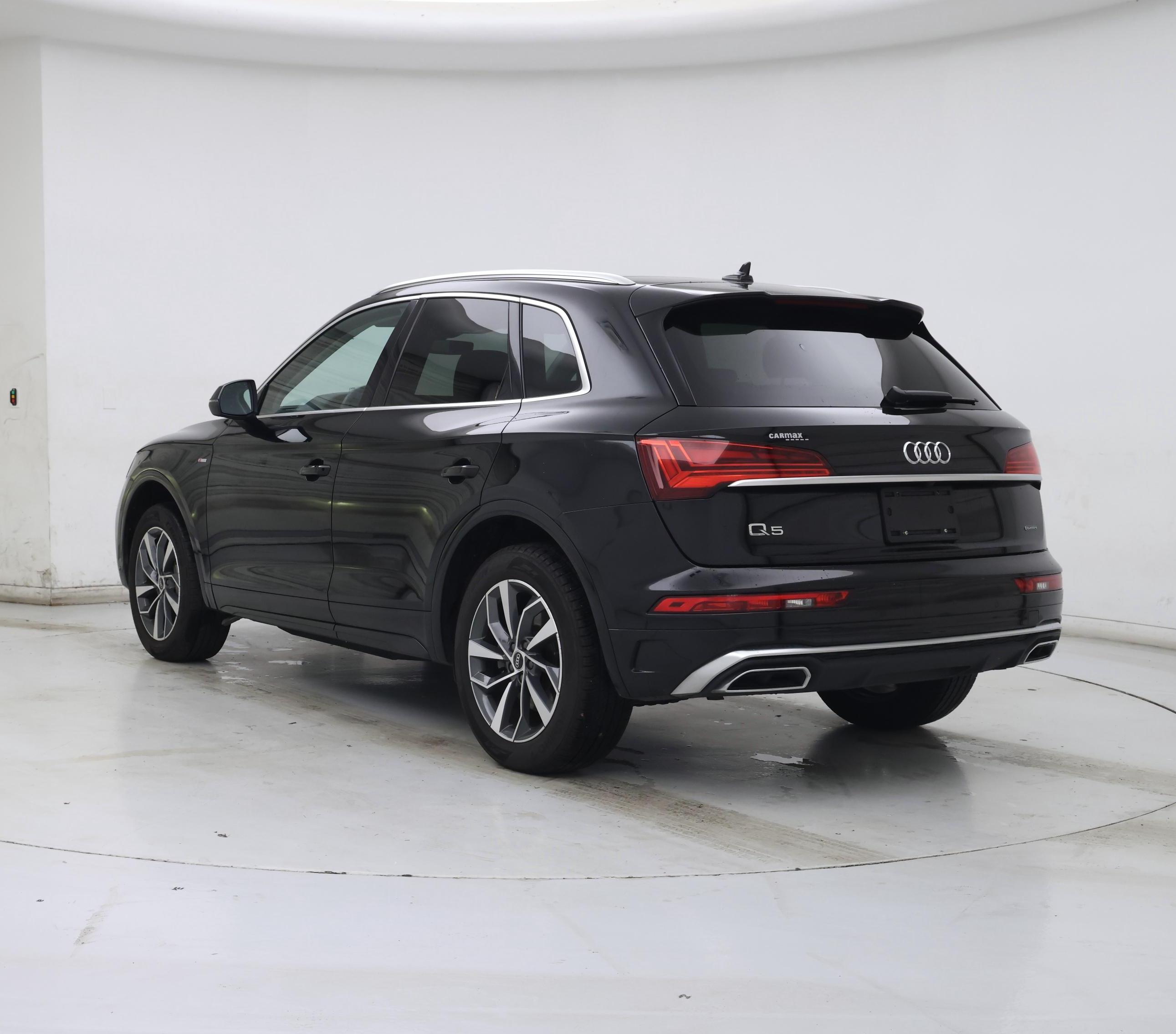 Thumbnail: 2023 Audi Q5 - 2