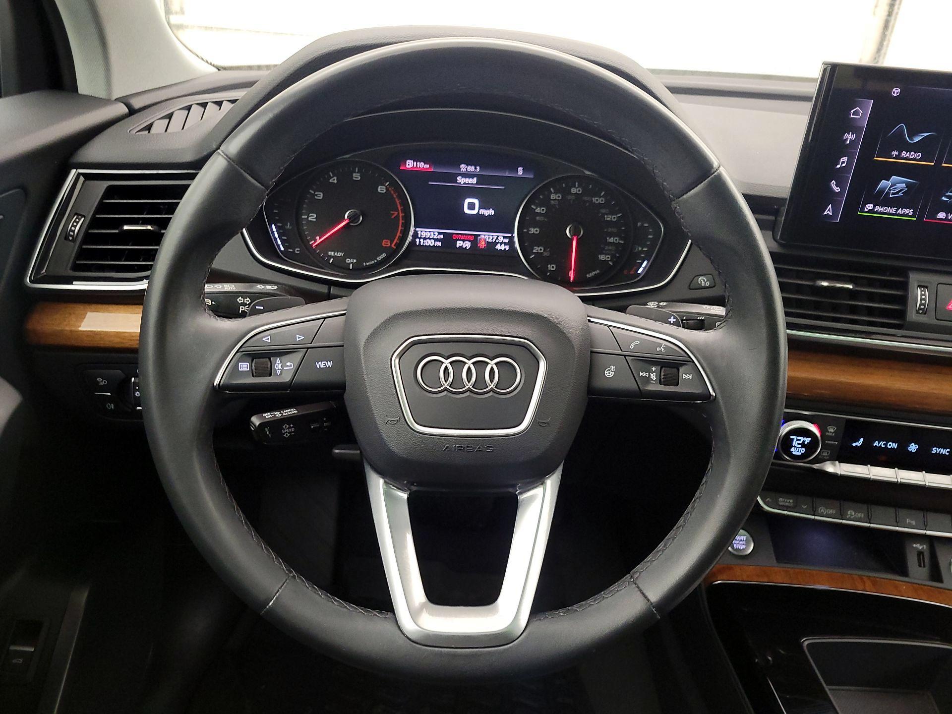 Thumbnail: 2023 Audi Q5 - 10