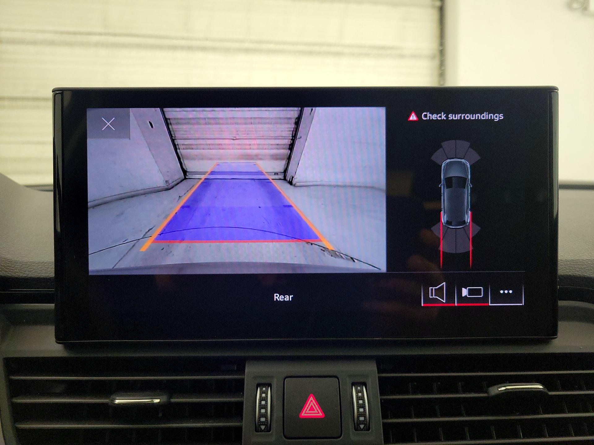 Thumbnail: 2023 Audi Q5 - 14