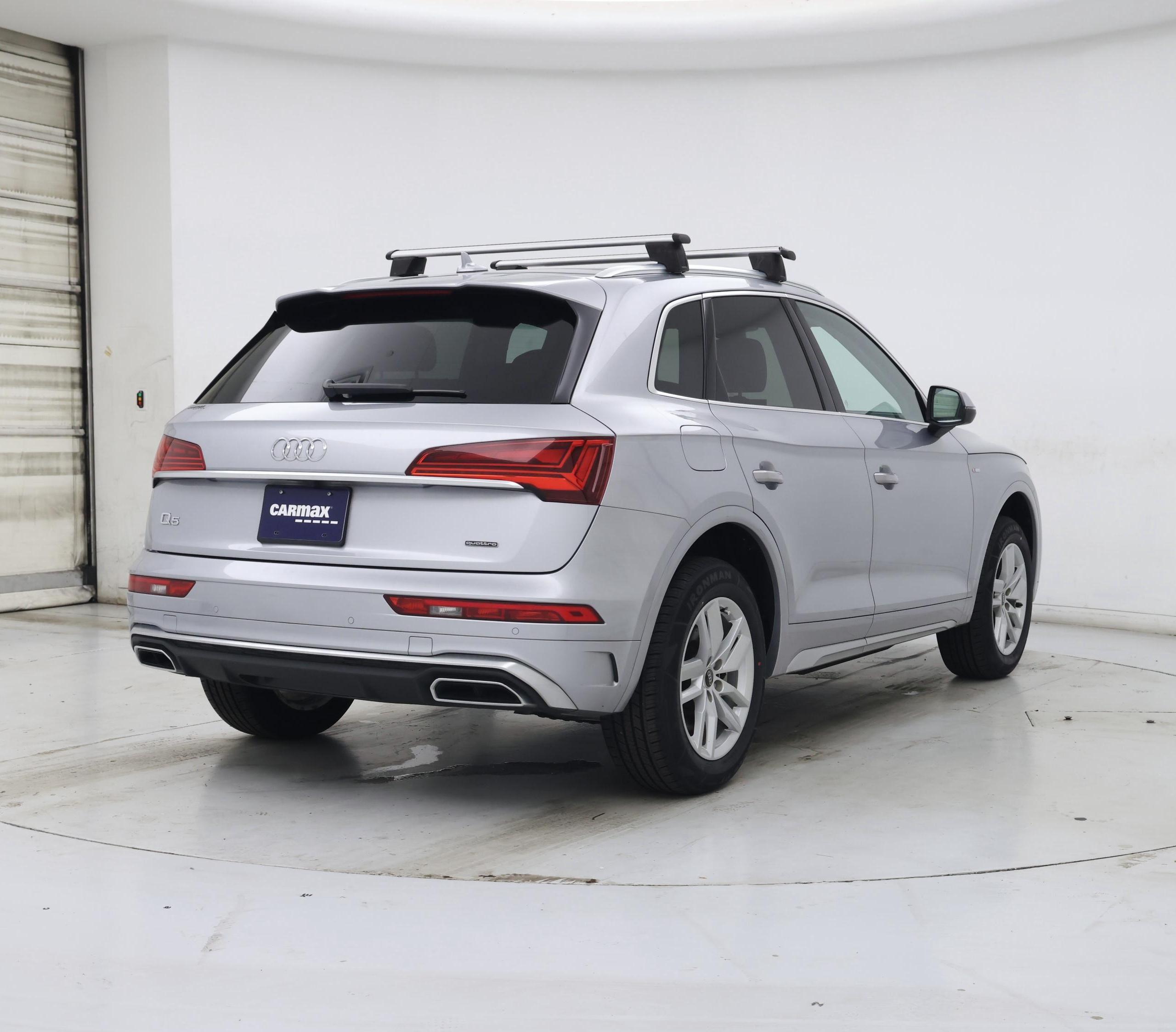 Thumbnail: 2023 Audi Q5 - 8