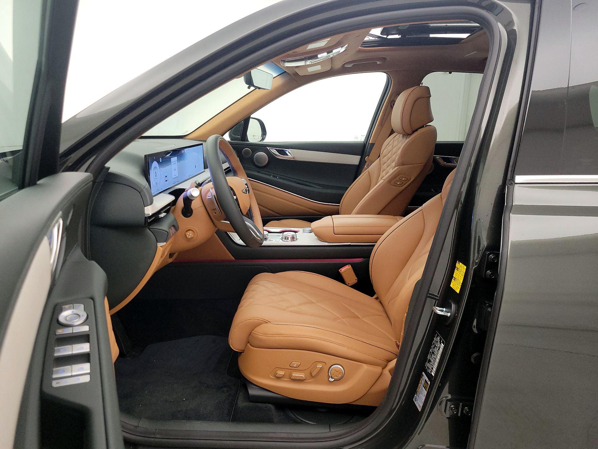 Thumbnail: 2025 Genesis GV80 - 11