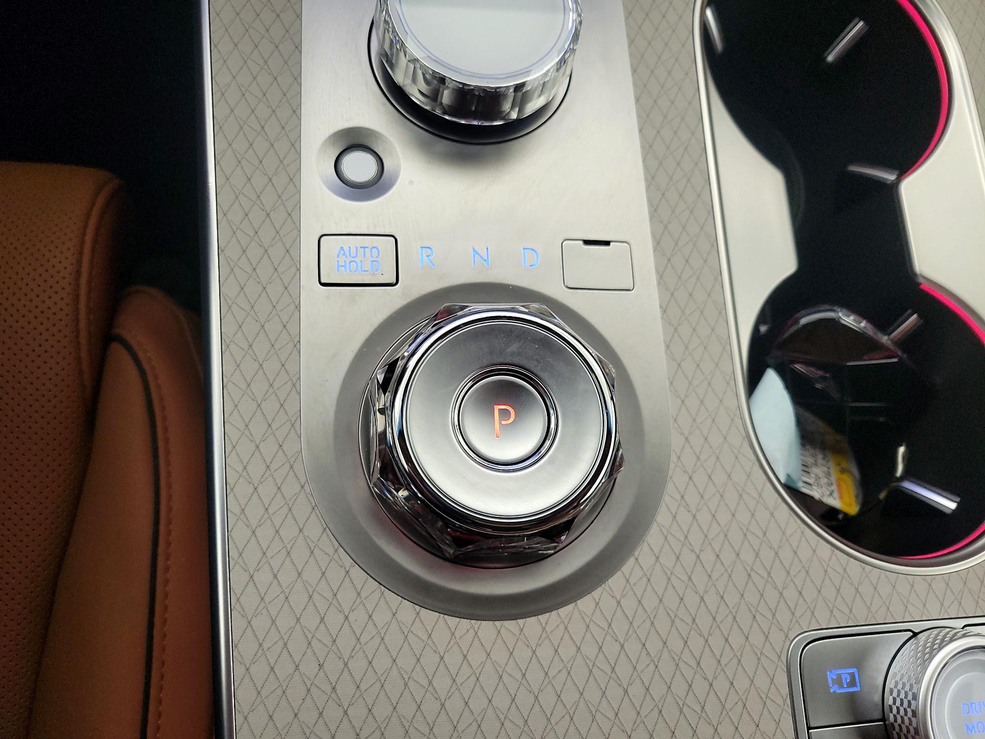 Thumbnail: 2025 Genesis GV80 - 18