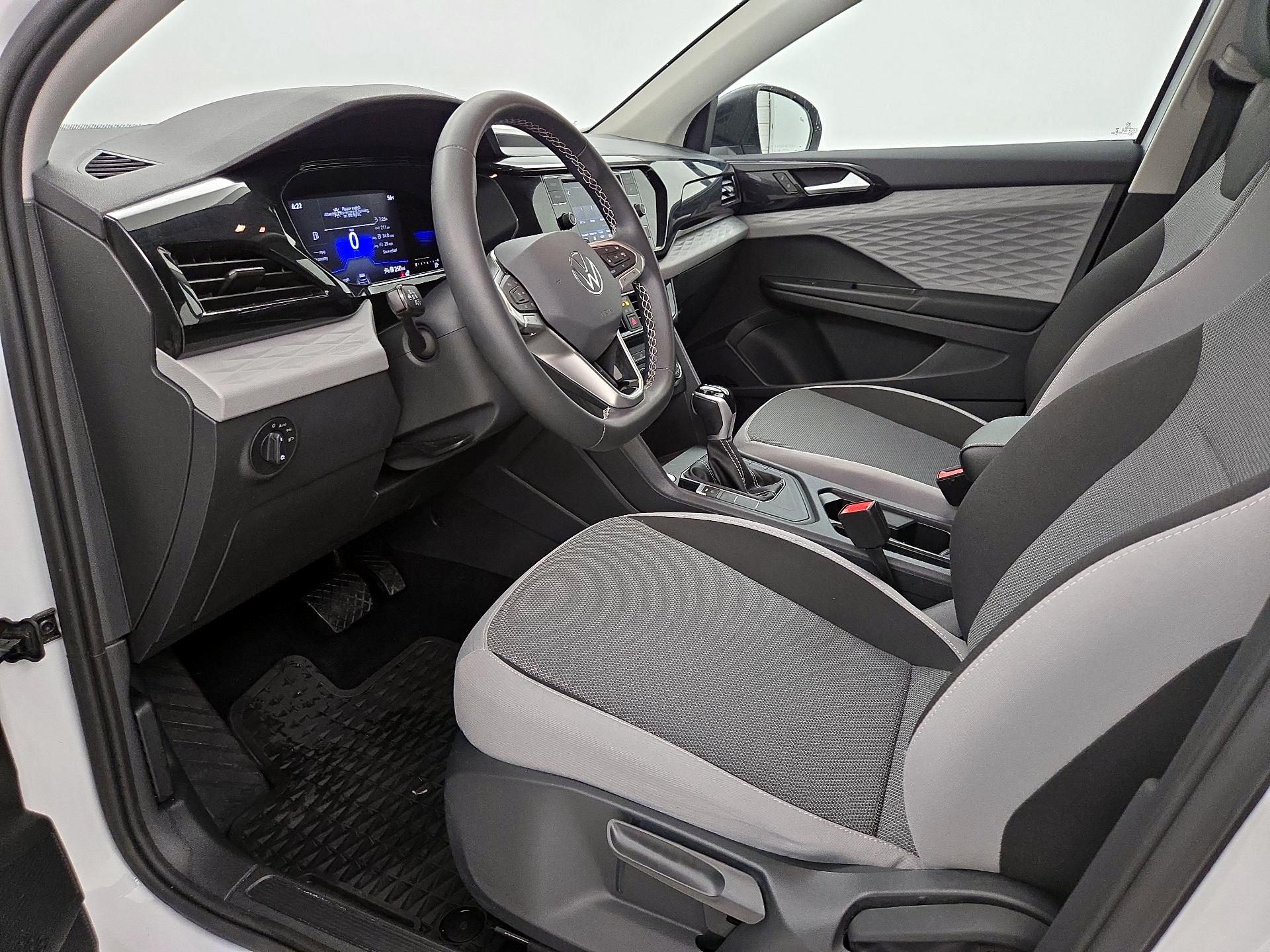 Thumbnail: 2022 Volkswagen Taos - 11