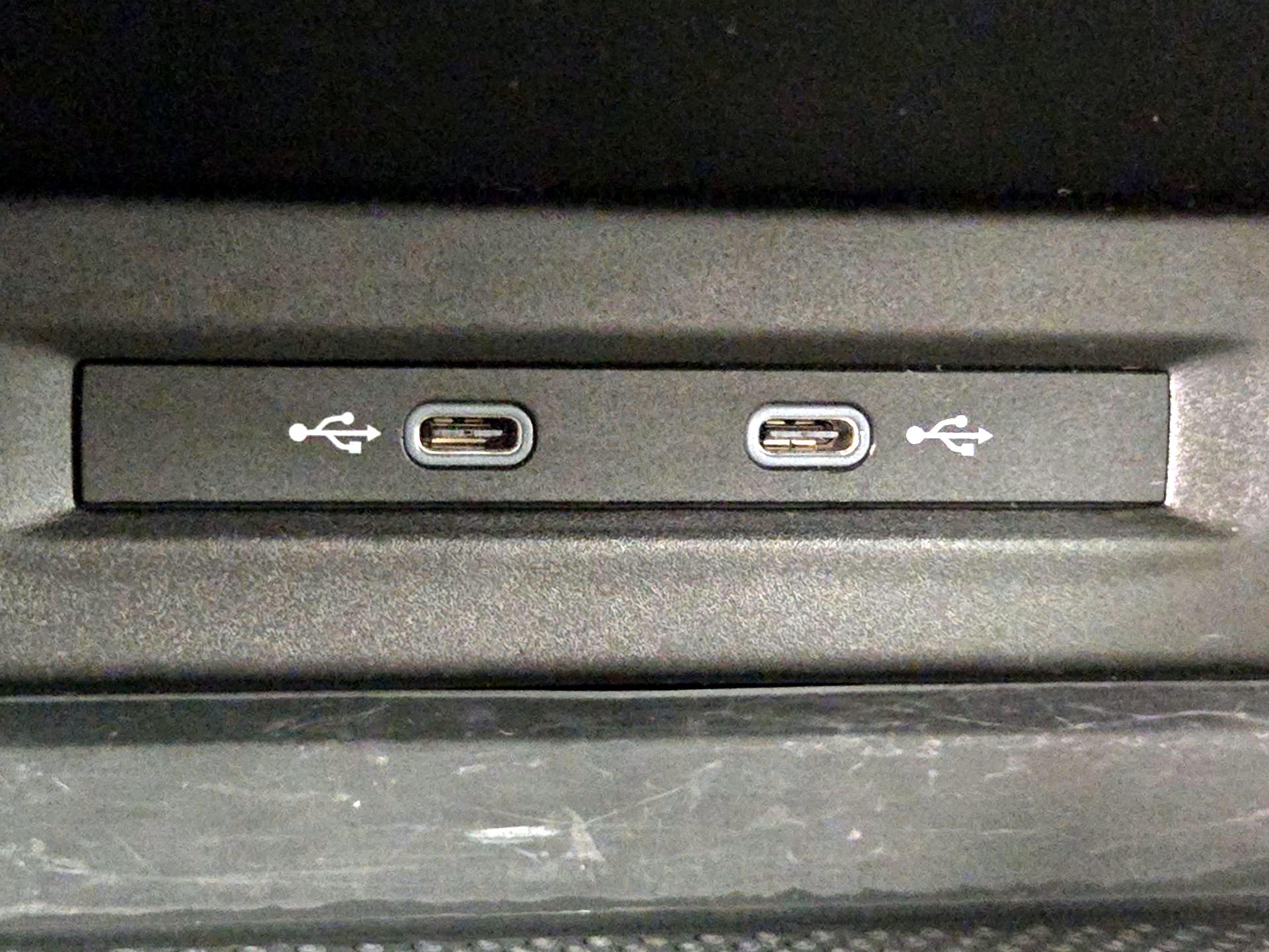 Thumbnail: 2022 Volkswagen Taos - 18