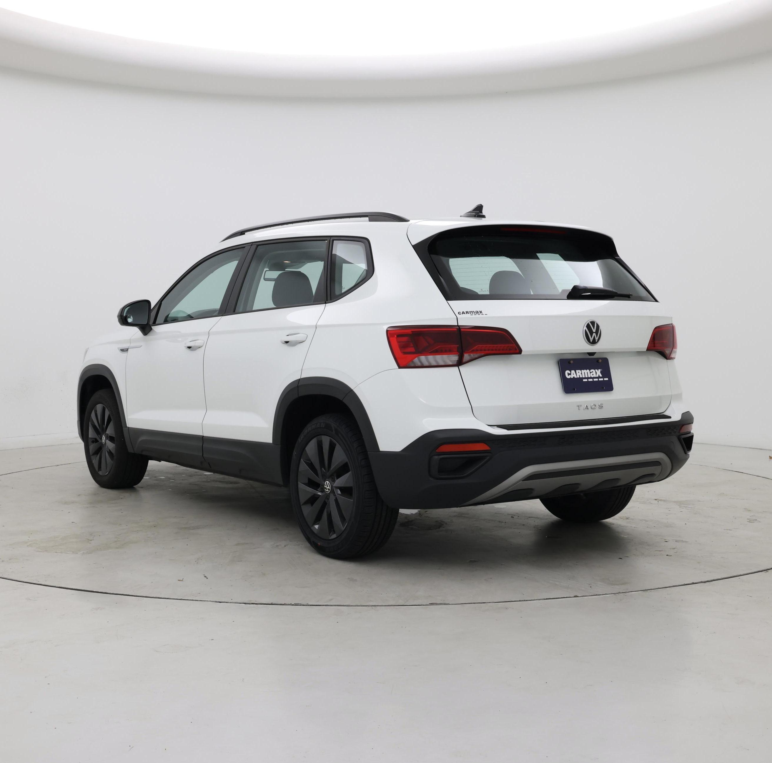 Thumbnail: 2022 Volkswagen Taos - 2