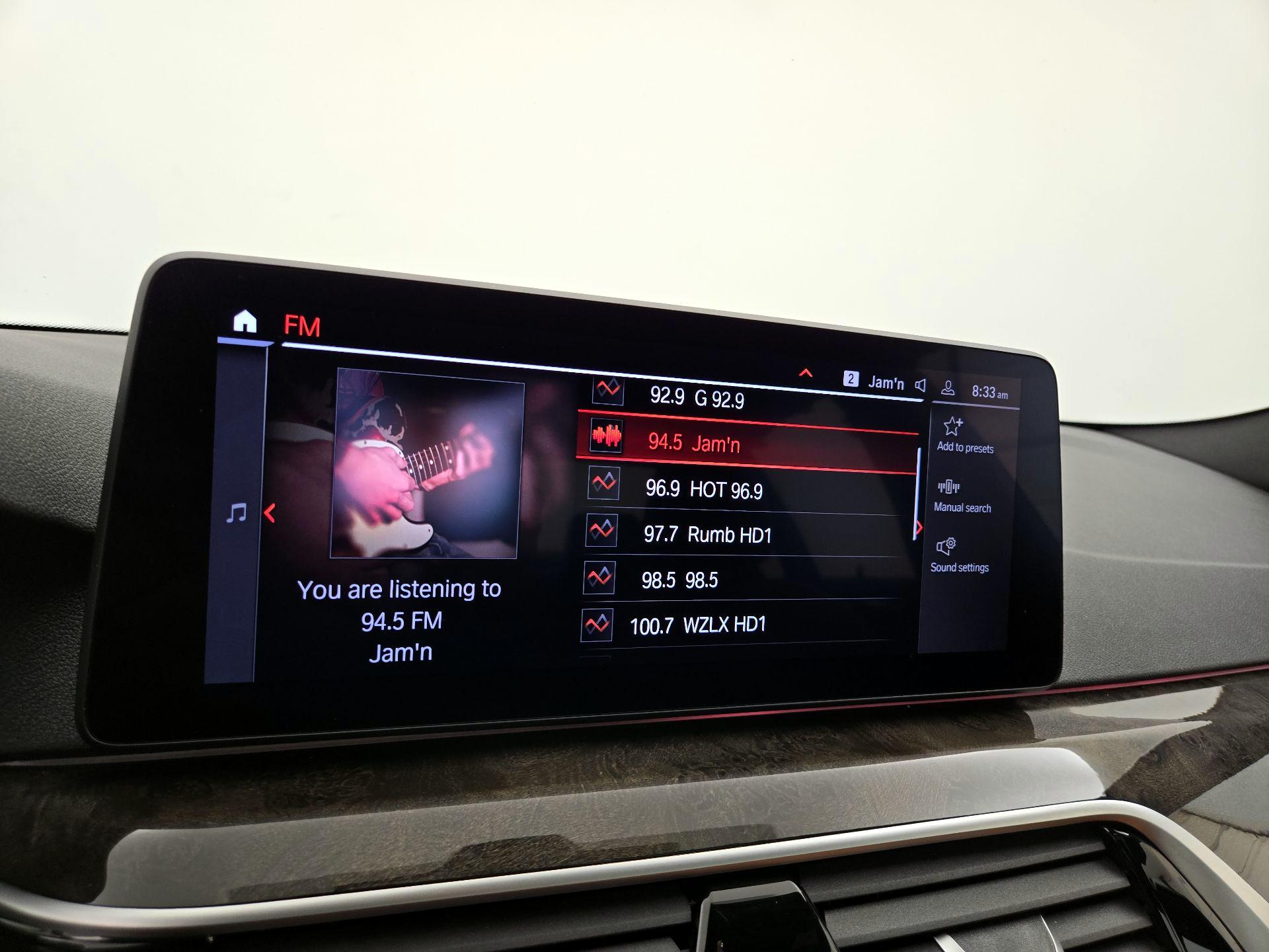 Thumbnail: 2021 BMW 5 Series - 16