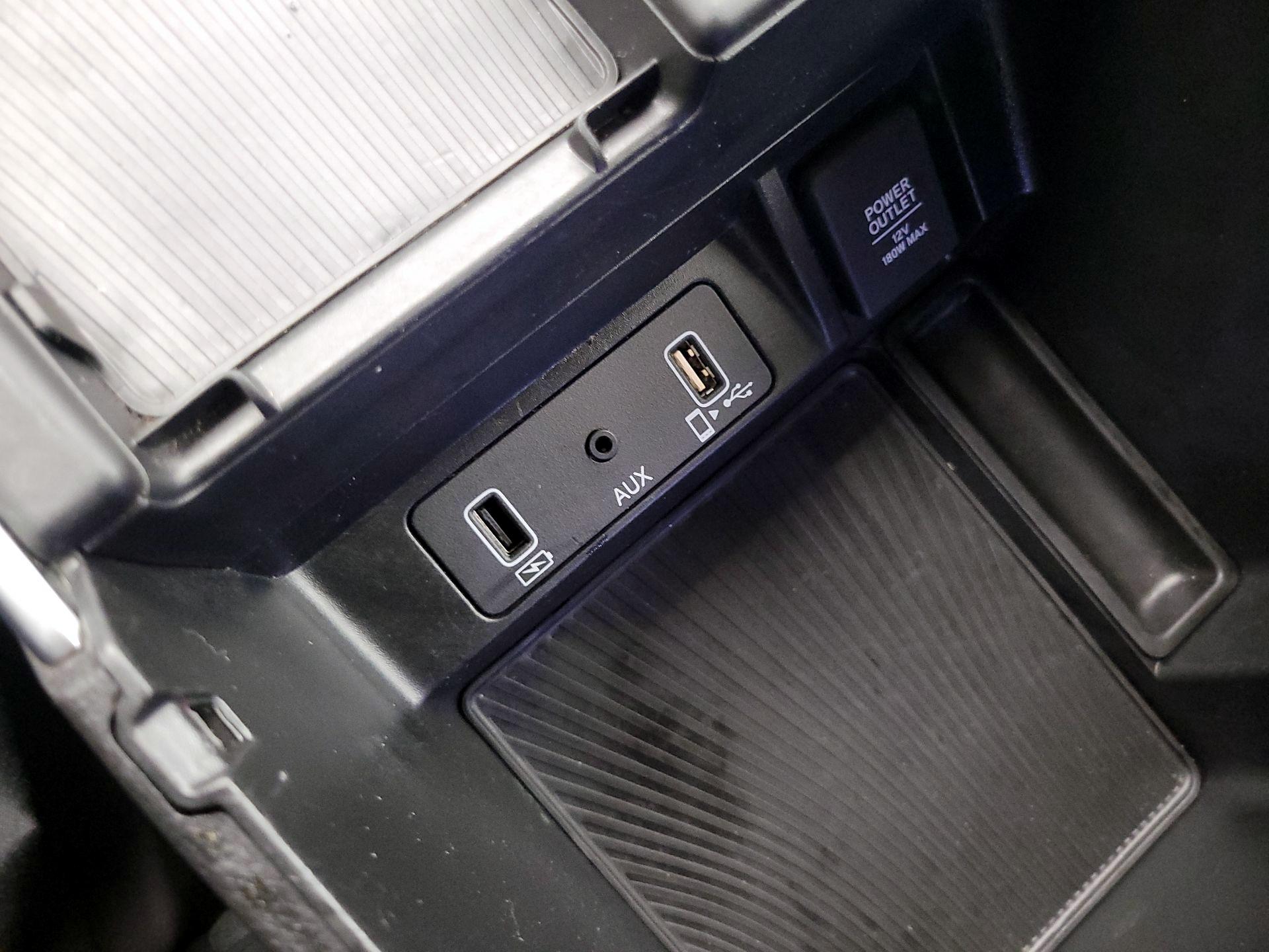 Thumbnail: 2022 Acura TLX - 18