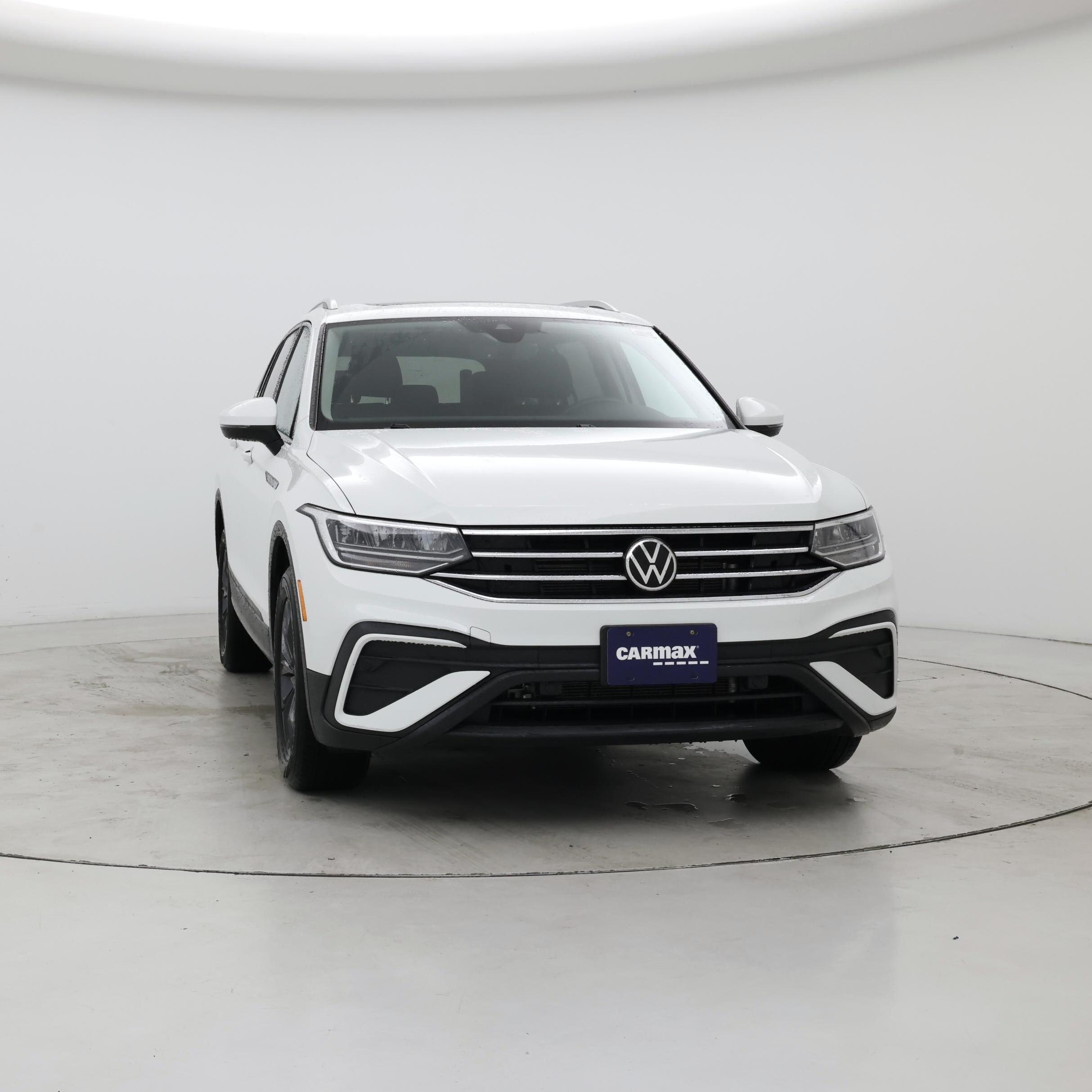 Thumbnail: 2022 Volkswagen Tiguan - 5