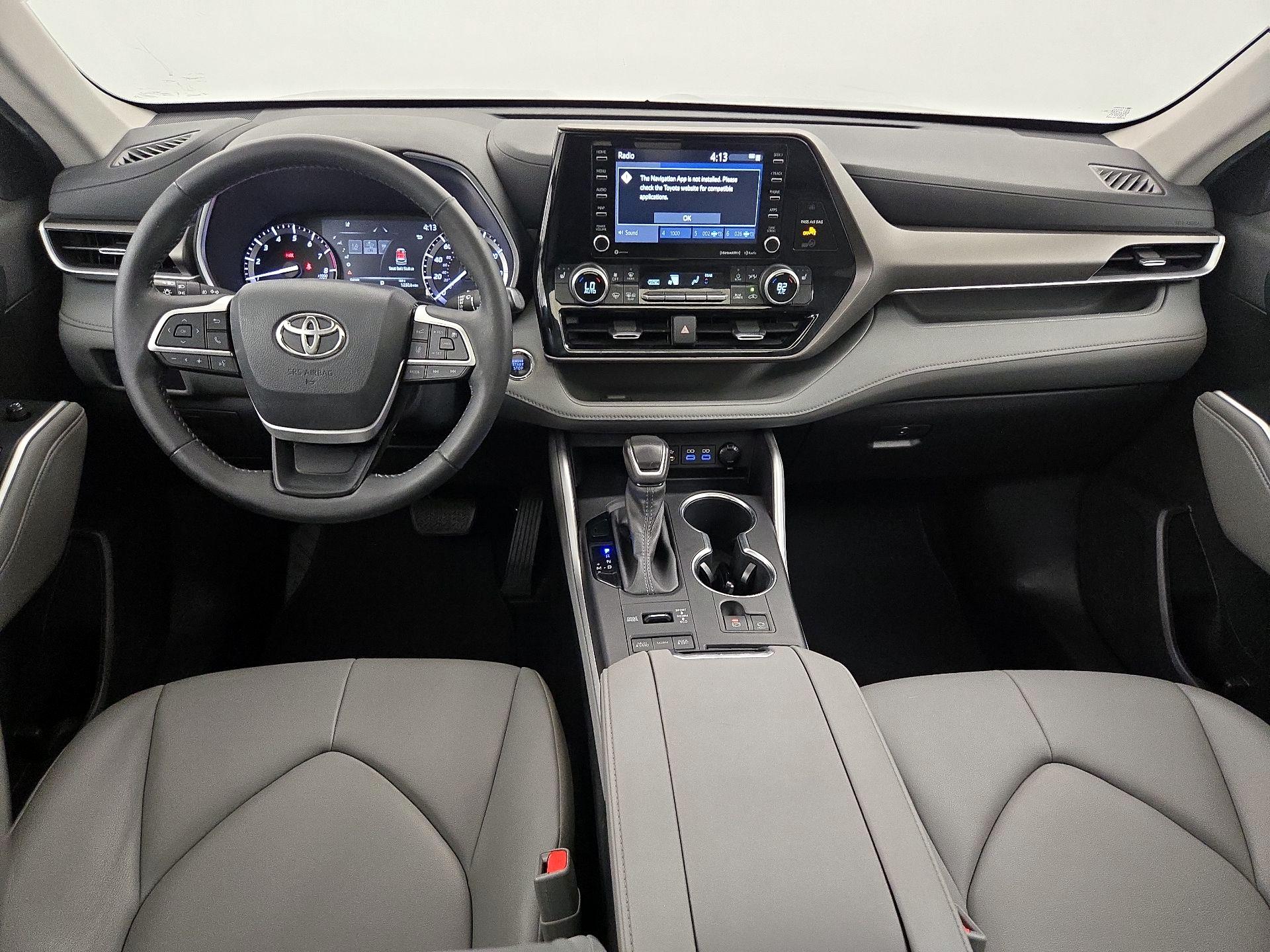 Thumbnail: 2022 Toyota Highlander - 9