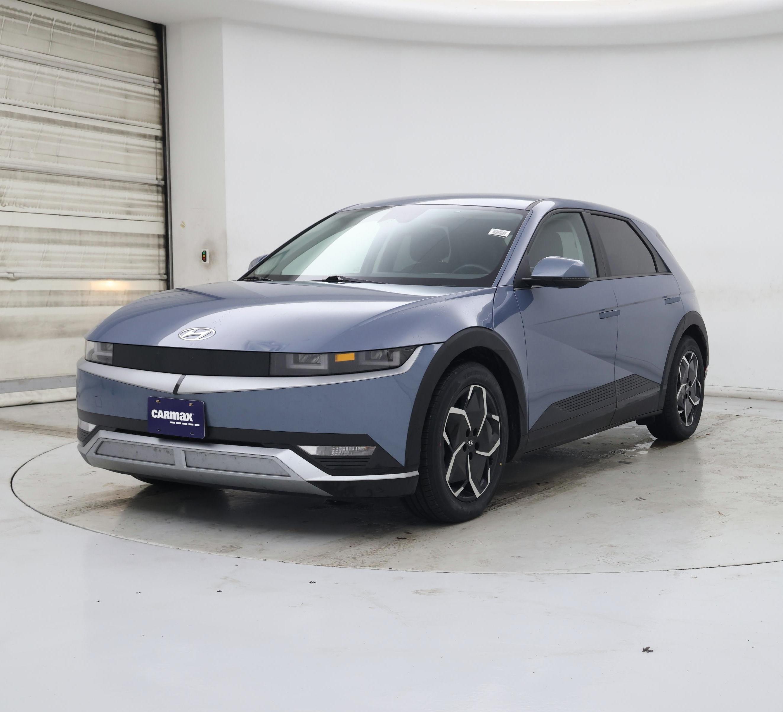 Thumbnail: 2023 Hyundai Ioniq 5 - 4