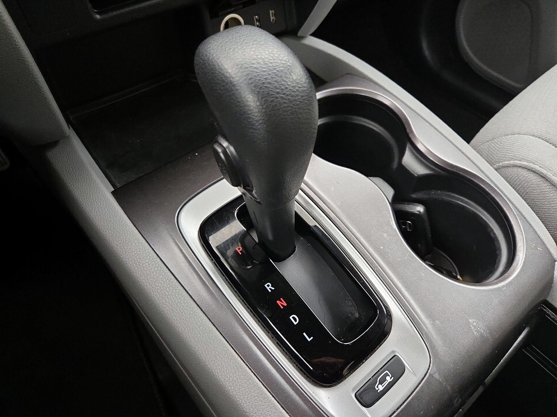 Thumbnail: 2017 Honda Pilot - 17