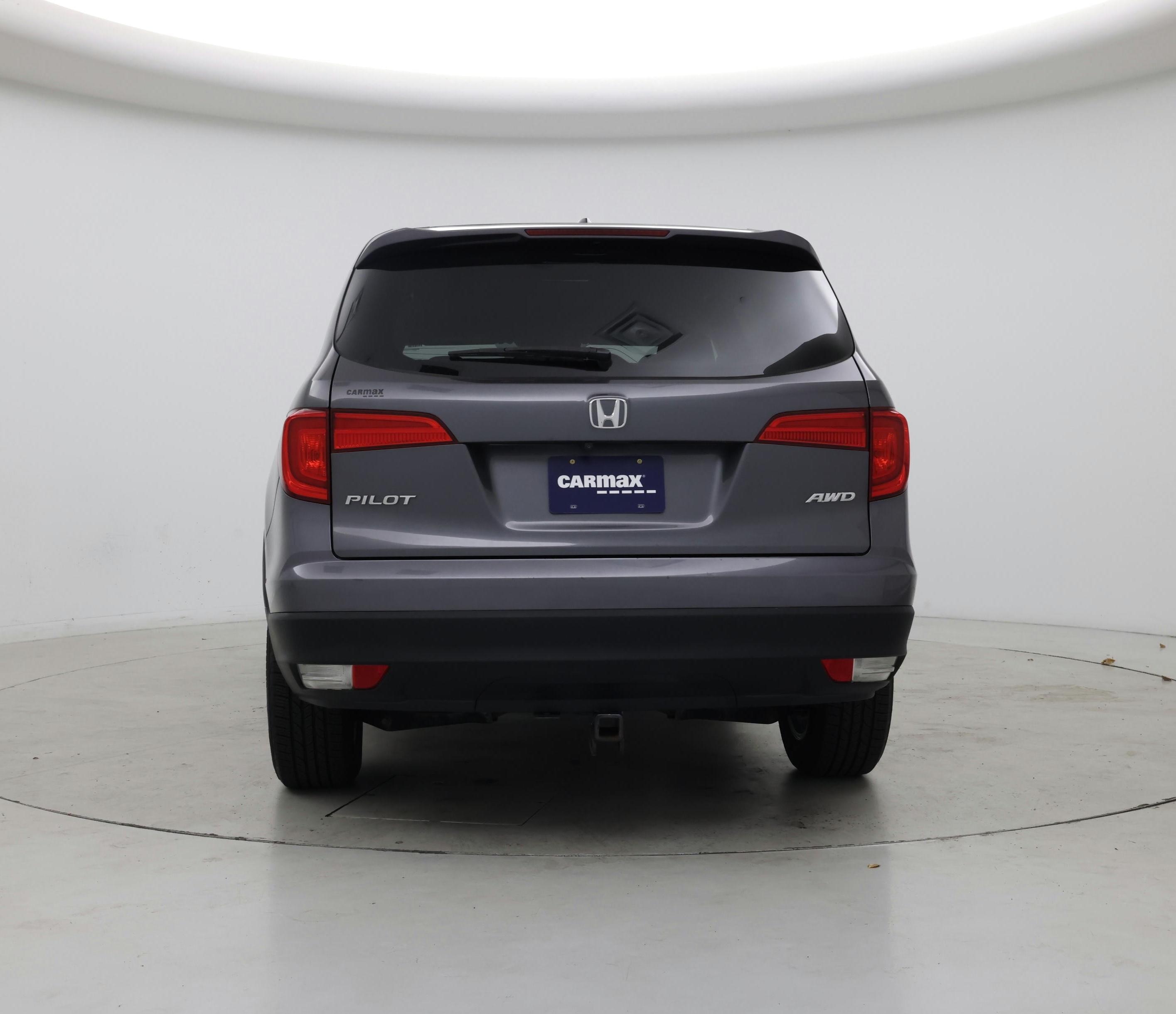 Thumbnail: 2017 Honda Pilot - 6