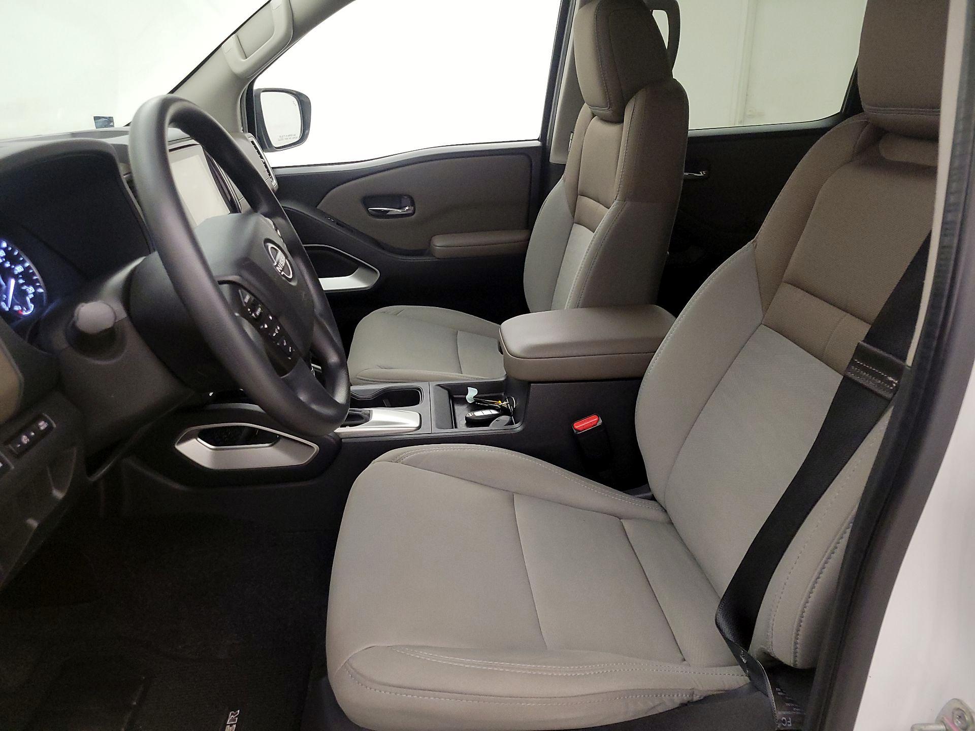 Thumbnail: 2022 Nissan Frontier - 11