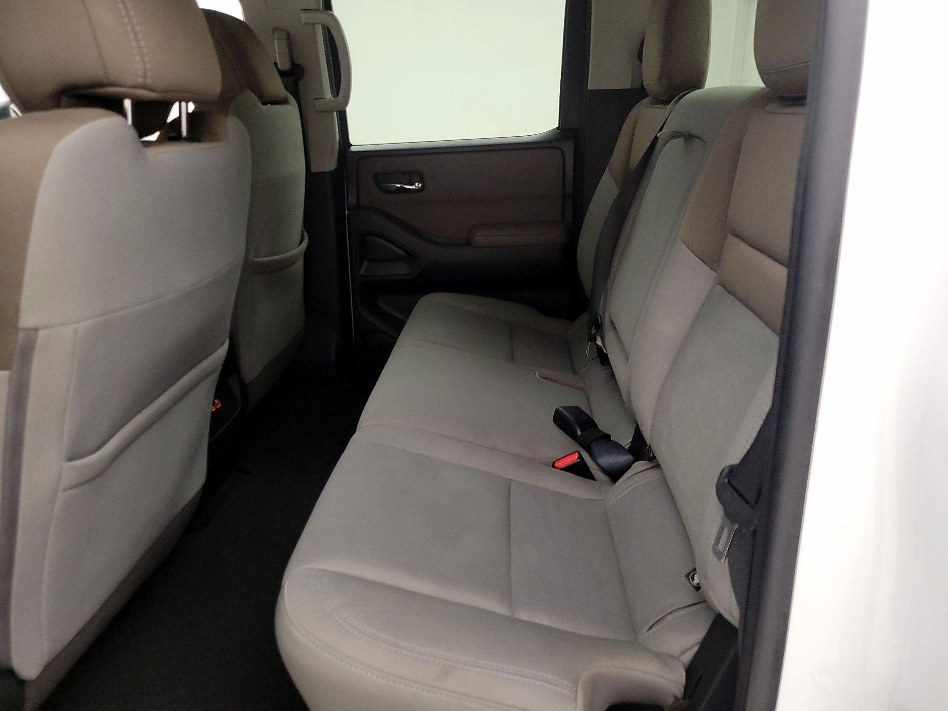 Thumbnail: 2022 Nissan Frontier - 19