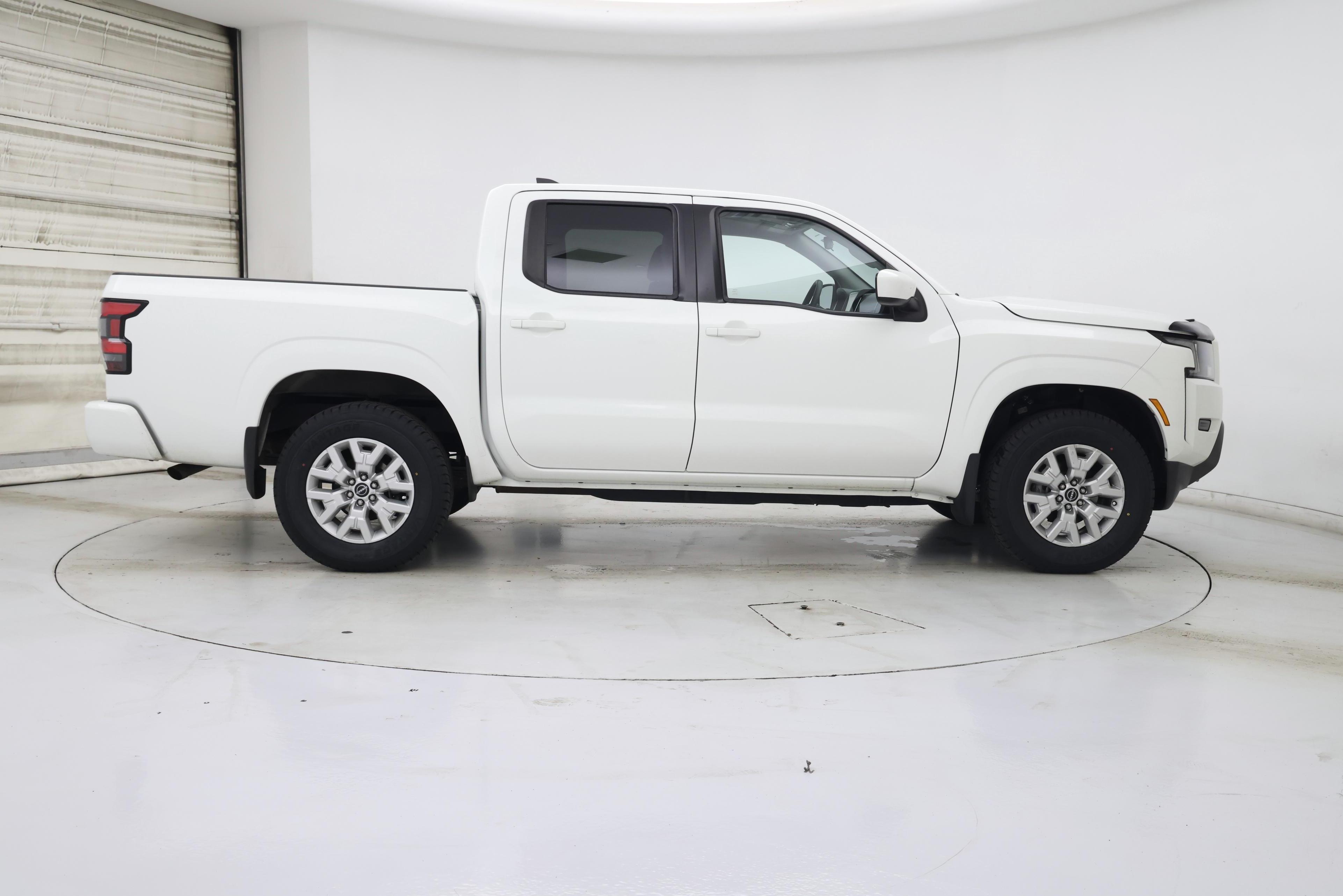 Thumbnail: 2022 Nissan Frontier - 7