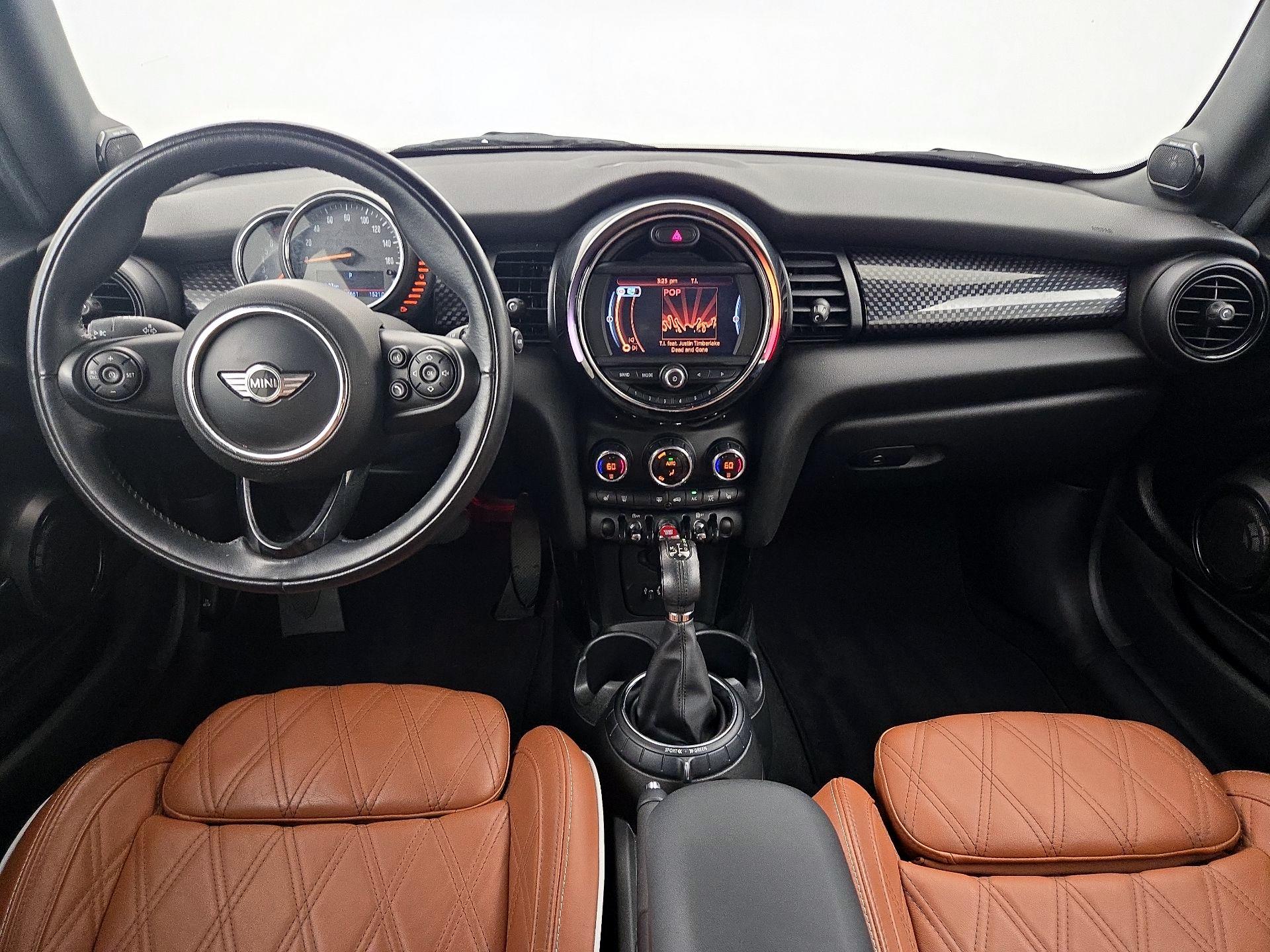 Thumbnail: 2017 MINI Cooper - 9