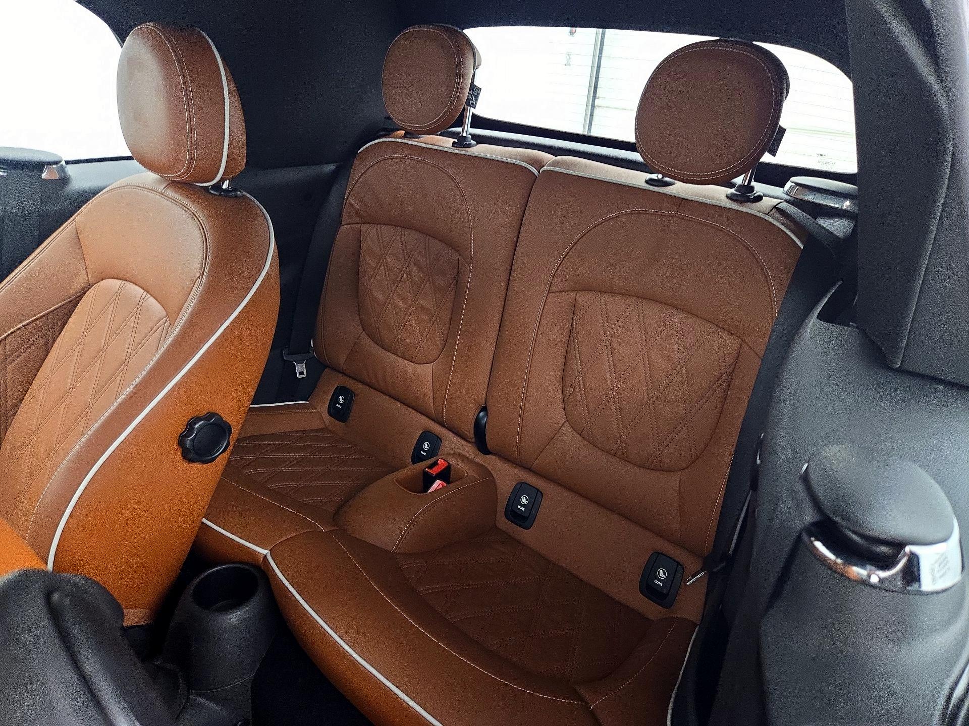 Thumbnail: 2017 MINI Cooper - 18