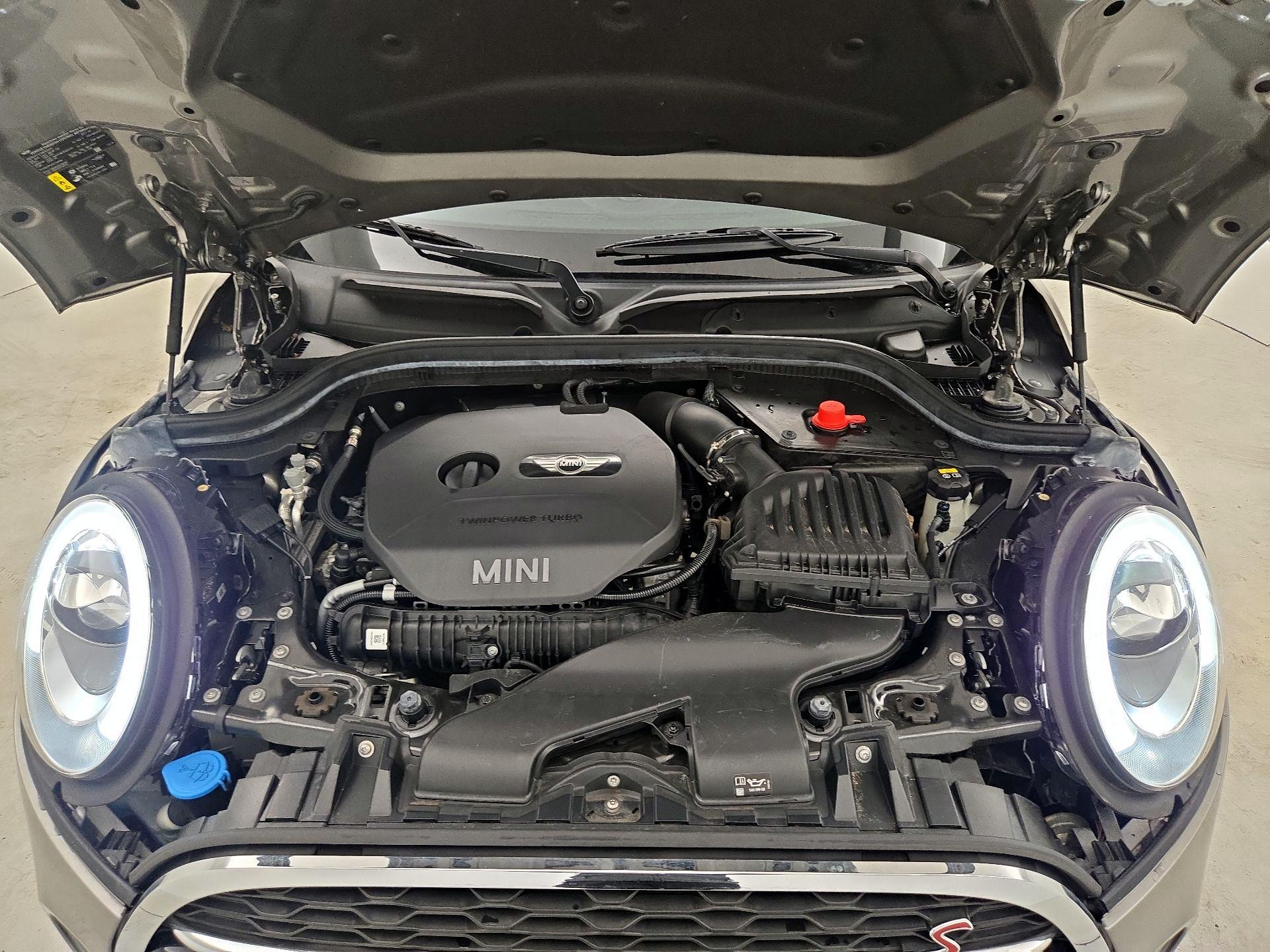 Thumbnail: 2017 MINI Cooper - 20