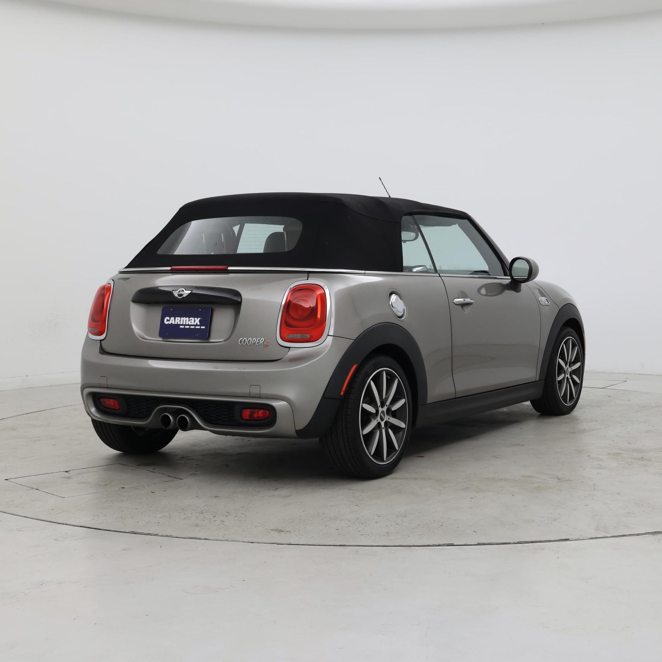 Thumbnail: 2017 MINI Cooper - 8