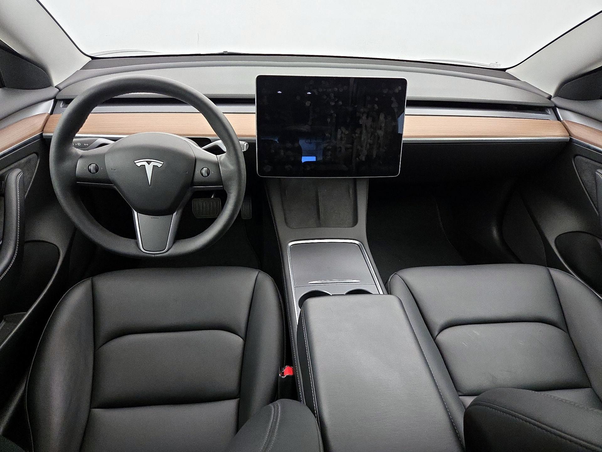 Thumbnail: 2022 Tesla Model 3 - 9