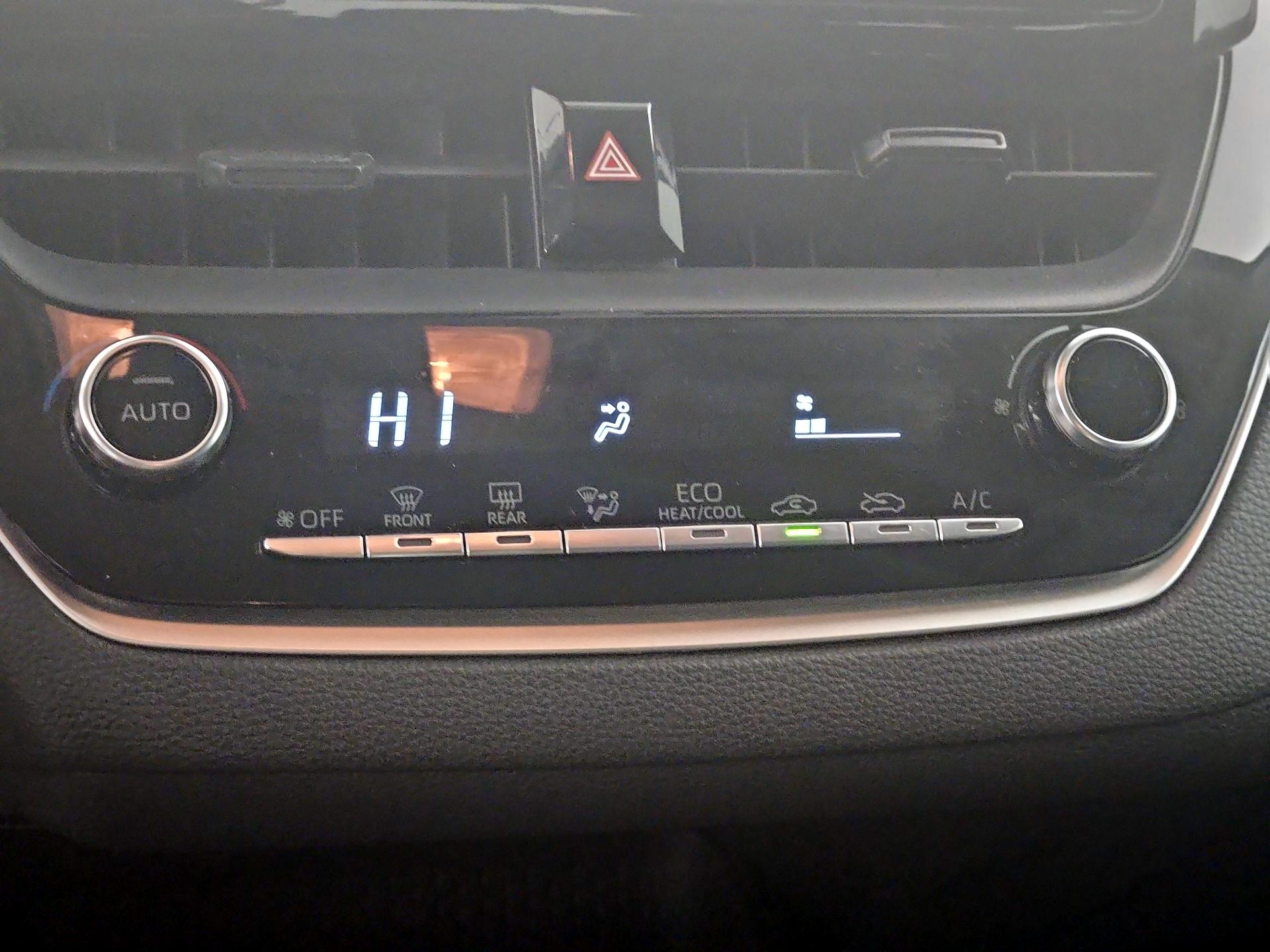 Thumbnail: 2022 Toyota Corolla - 16