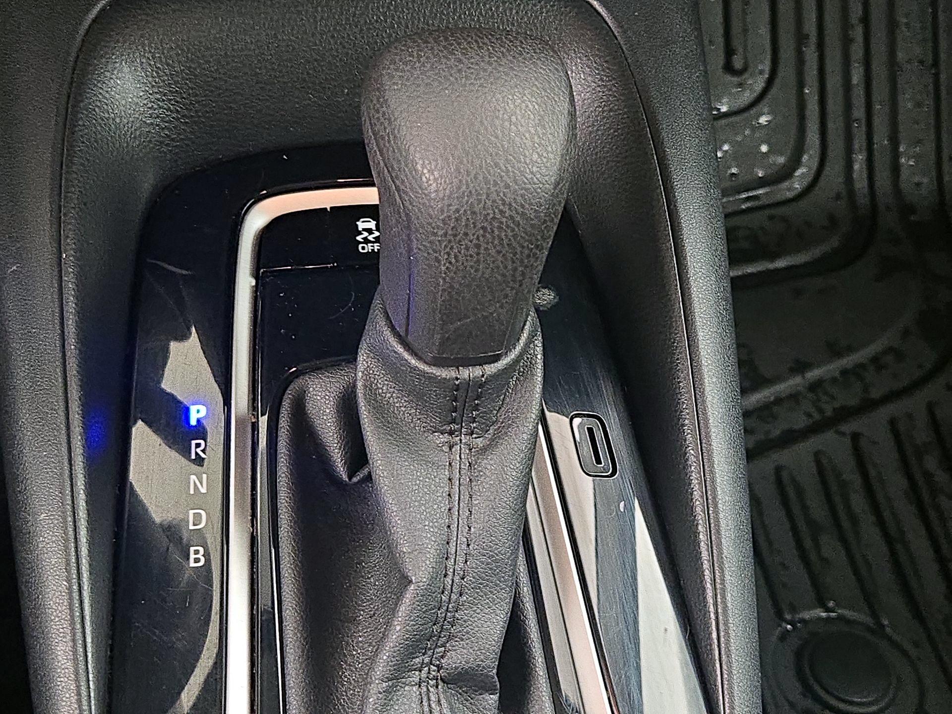 Thumbnail: 2022 Toyota Corolla - 17