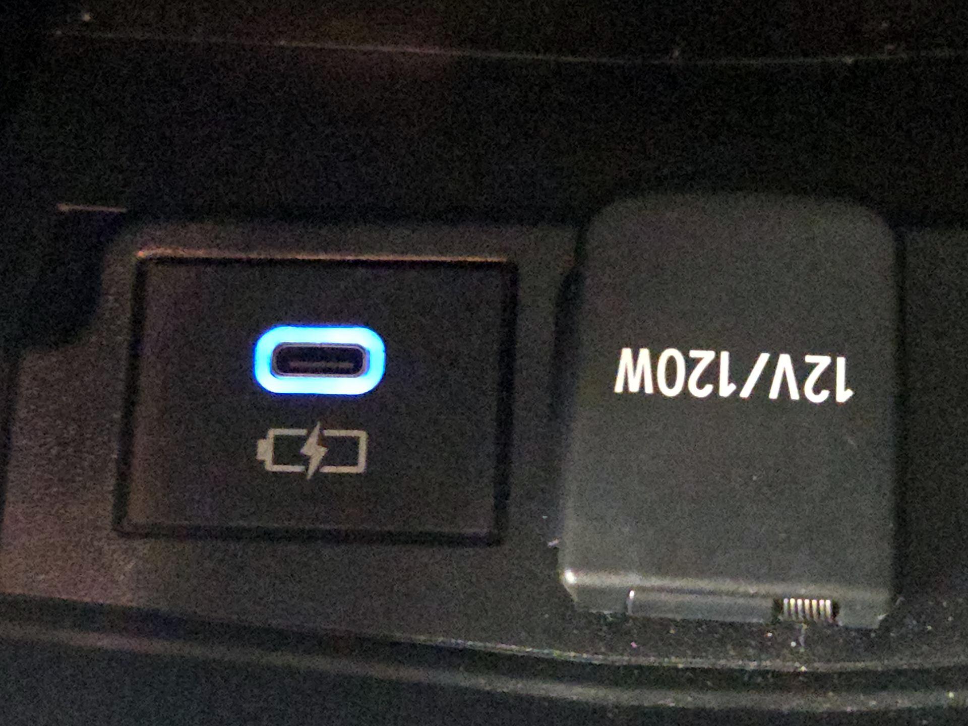 Thumbnail: 2022 Toyota Corolla - 18