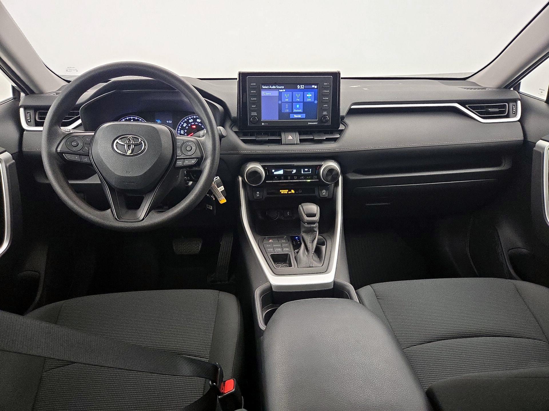 Thumbnail: 2020 Toyota RAV4 - 9