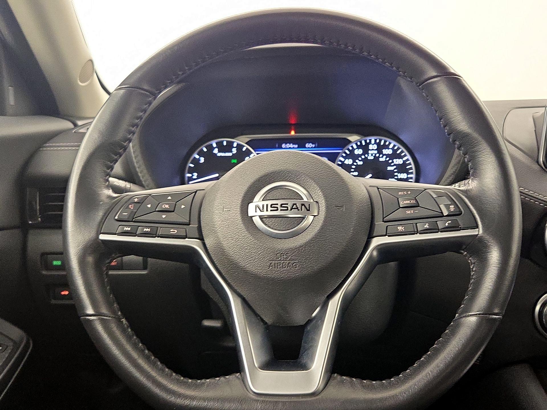 Thumbnail: 2021 Nissan Sentra - 10