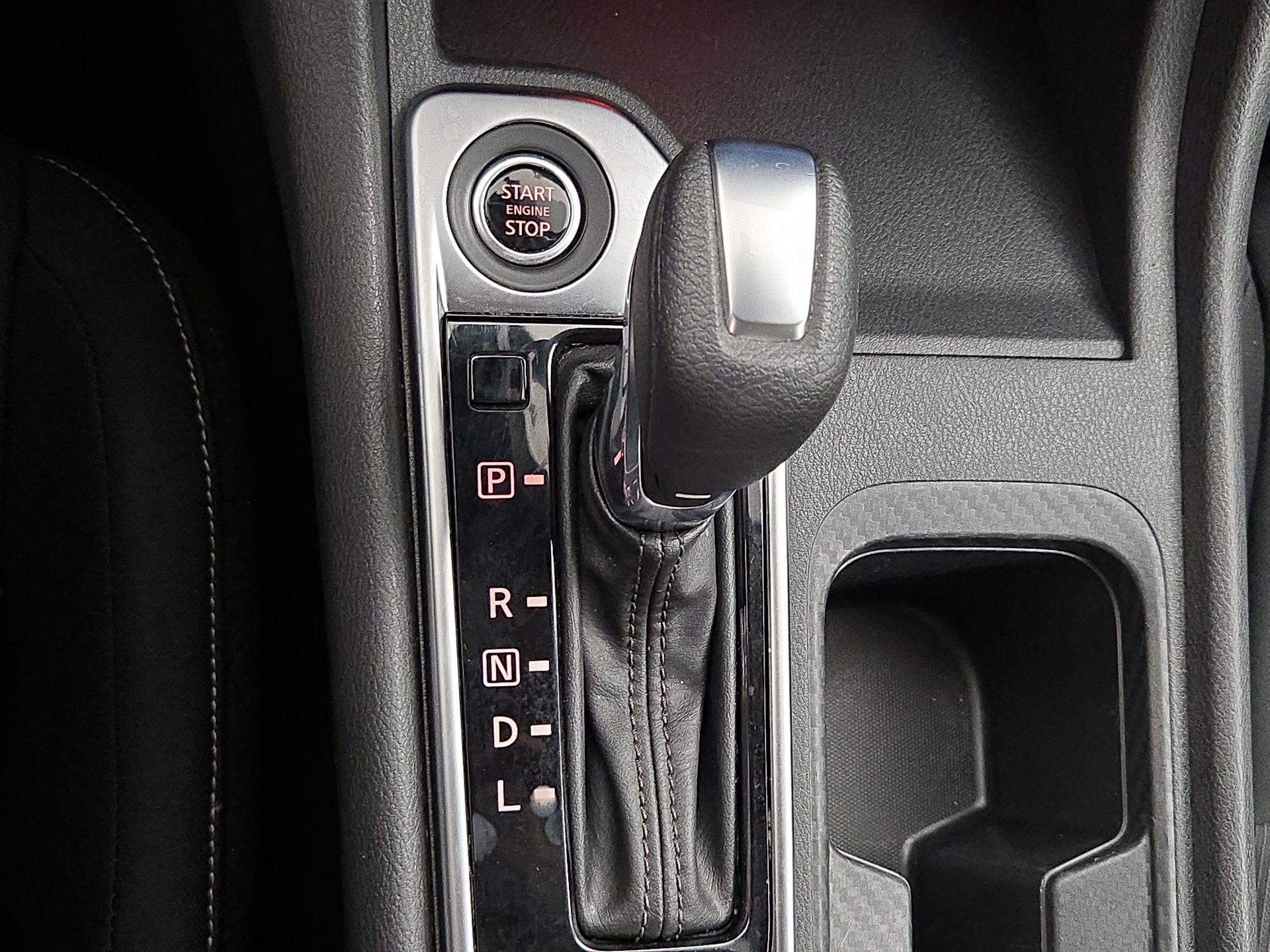 Thumbnail: 2021 Nissan Sentra - 17